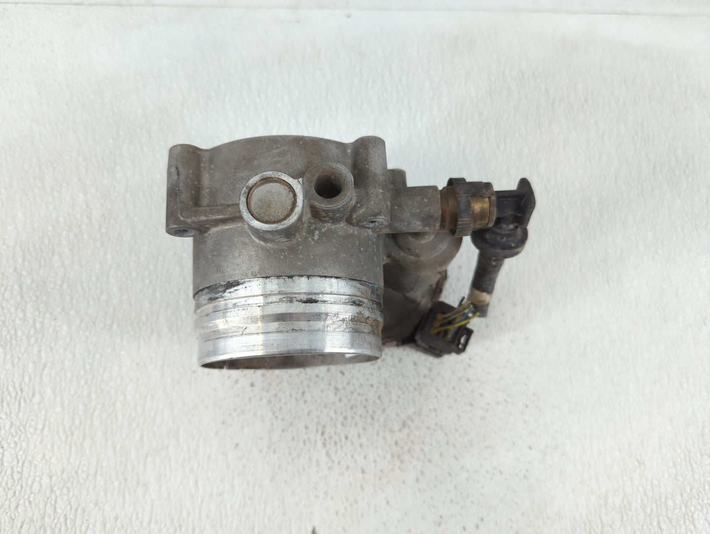 2011-2015 Bmw 335i Throttle Body P/N:1354 7597871-01 Fits Fits 2010 2011 2012 2013 2014 2015 2016 2017 2018 2019 2020 OEM Us