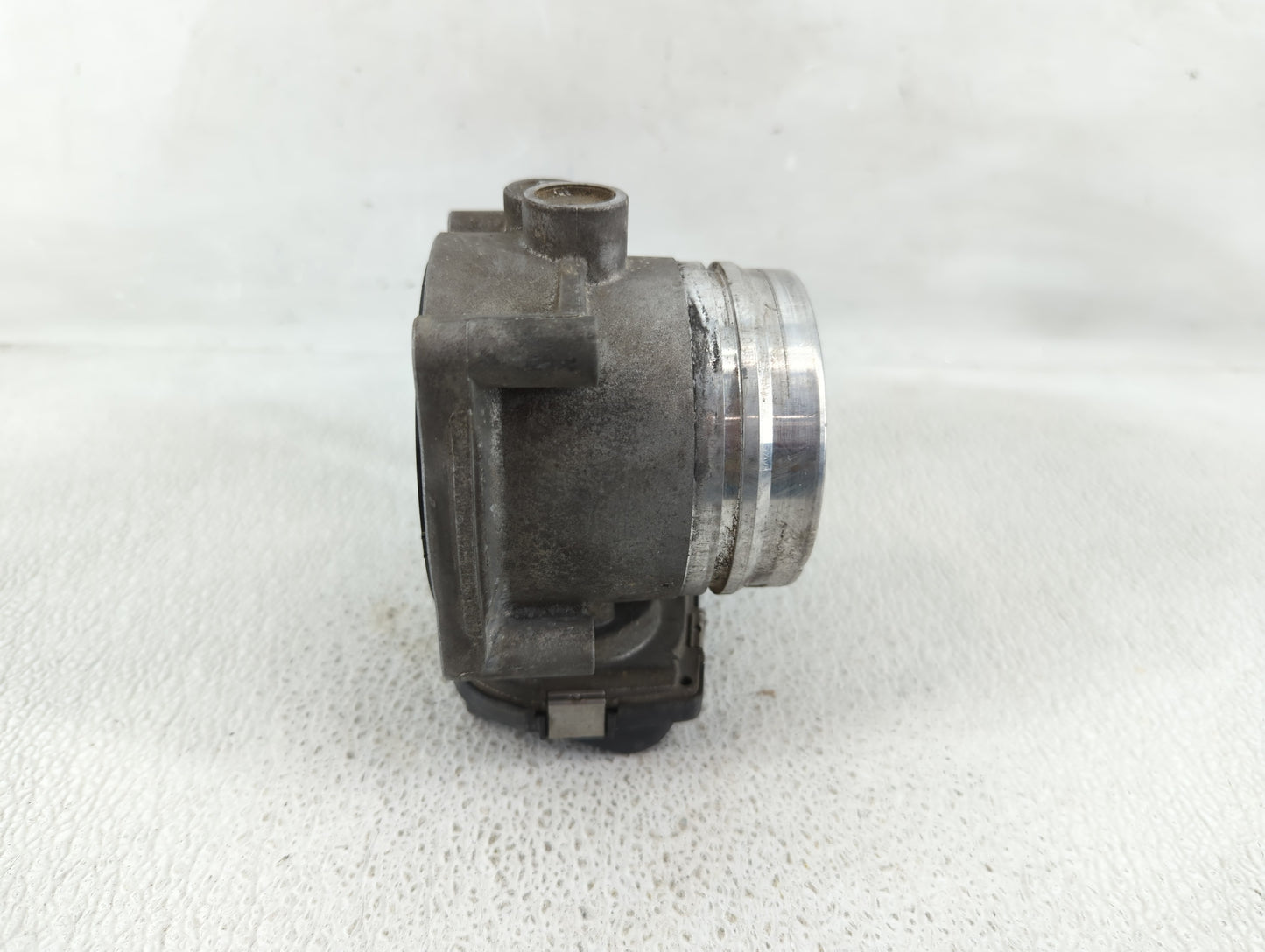 2011-2015 Bmw 335i Throttle Body P/N:1354 7597871-01 Fits Fits 2010 2011 2012 2013 2014 2015 2016 2017 2018 2019 2020 OEM Us