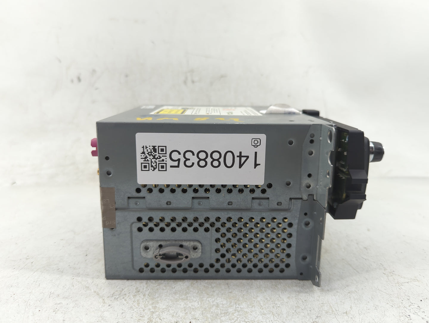 2007-2013 Bmw 335i Radio AM FM Cd Player Receiver Replacement P/N:9 239 214 01 Fits OEM Used Auto Parts - Oemusedautoparts1.