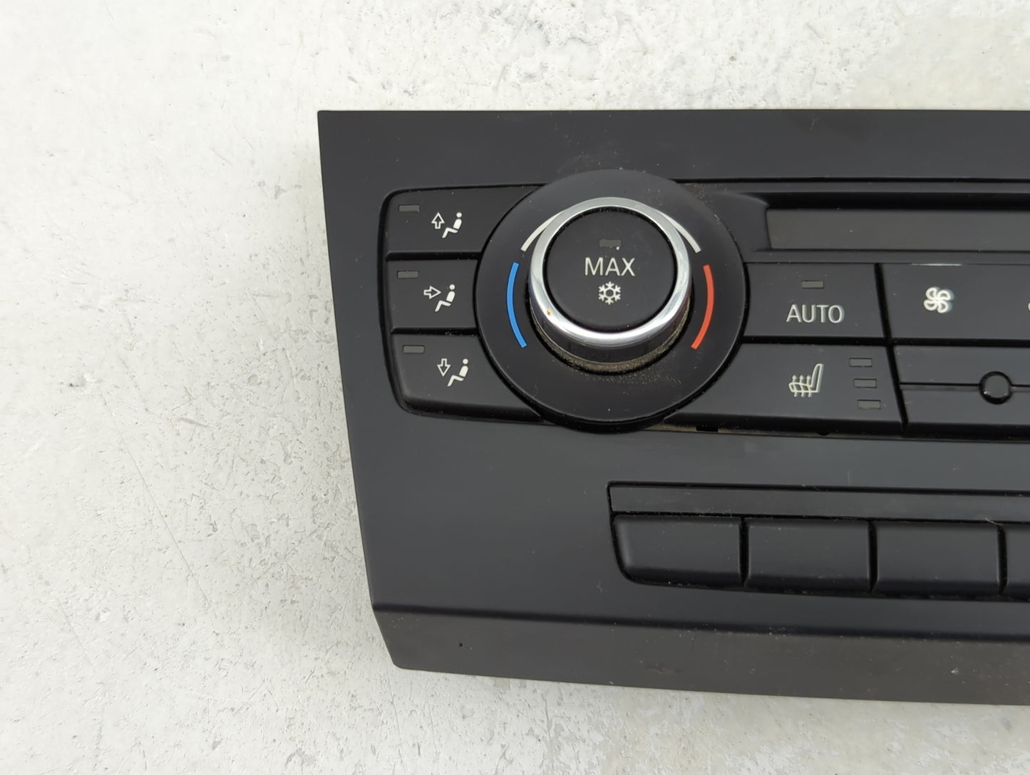 2011-2013 Bmw 335i Climate Control Module Temperature AC/Heater Replacement P/N:9221854-05 Fits Fits 2011 2012 2013 OEM Used