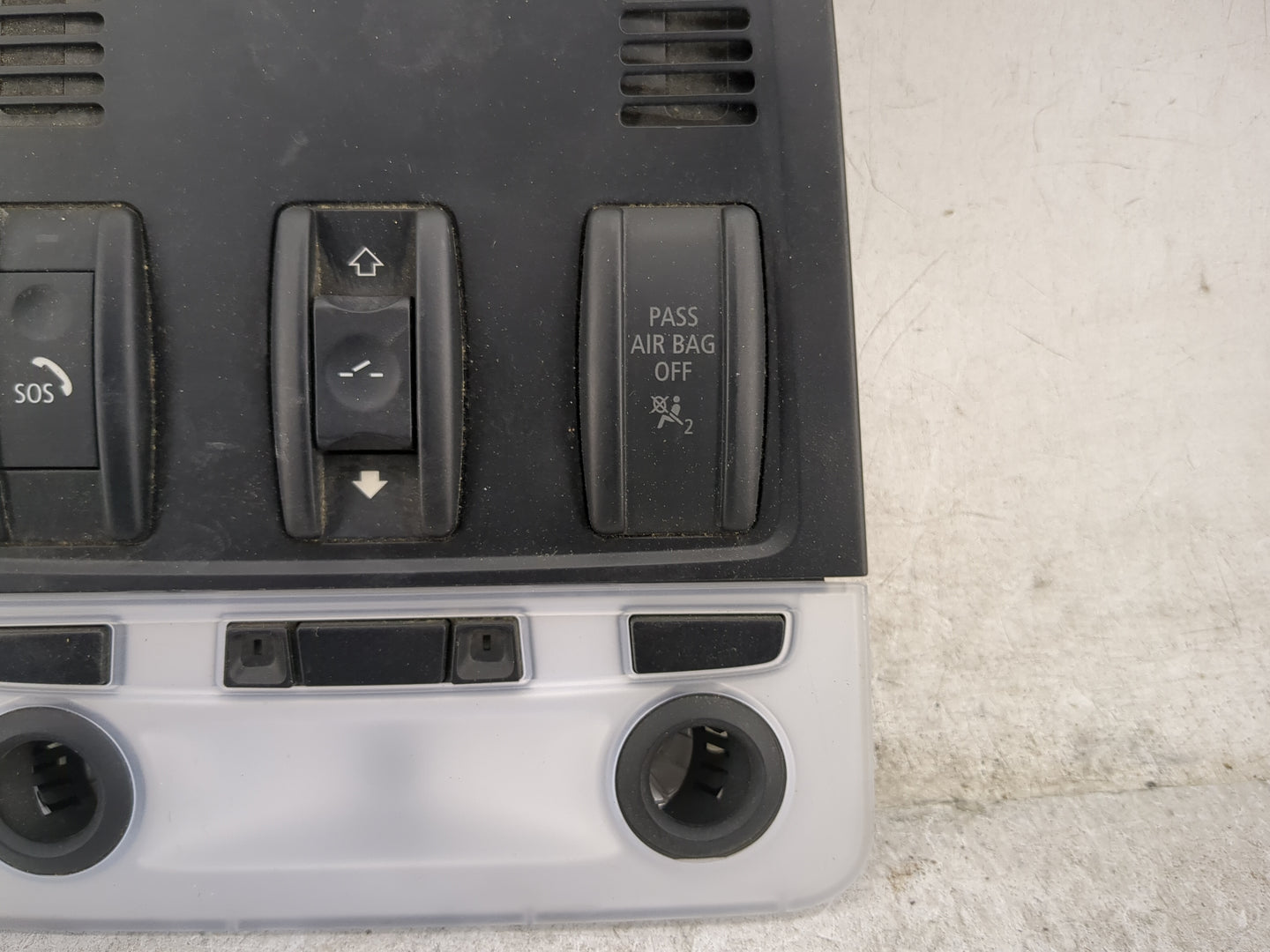 2011 Bmw 335i Overhead Roof Console 1458248 - Oemusedautoparts1.com