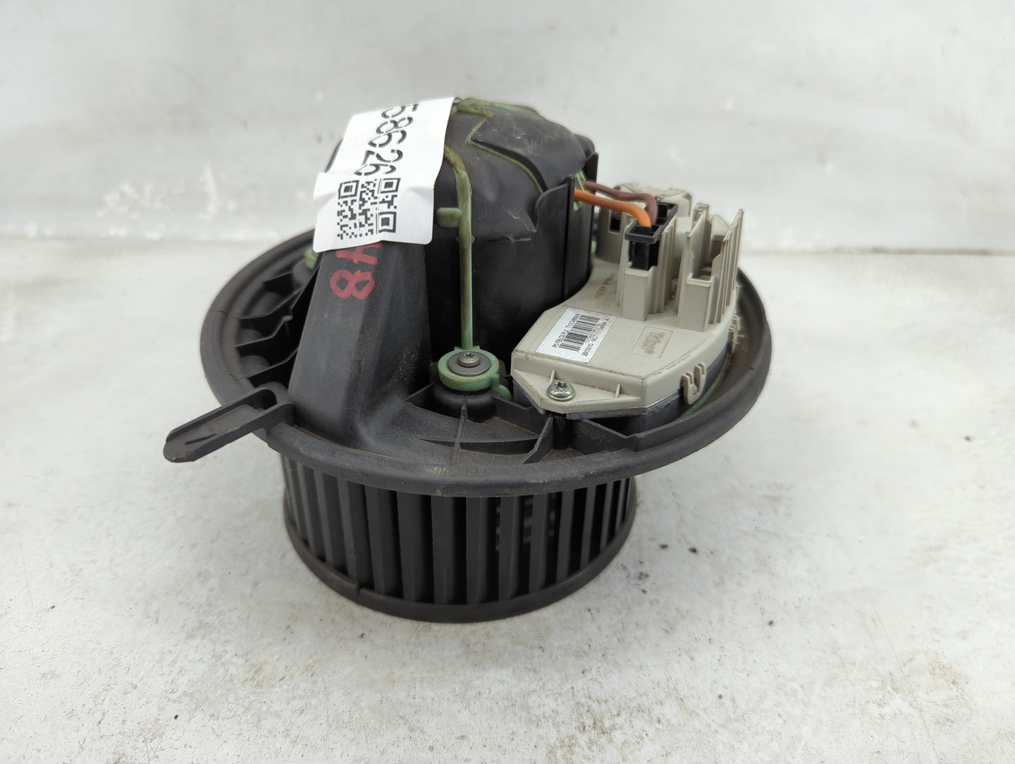 2007-2013 Bmw 335i Heater AC Blower Motor P/N:T1015486A/A NOT1015486A_A Fits OEM Used Auto Parts - Oemusedautoparts1.com