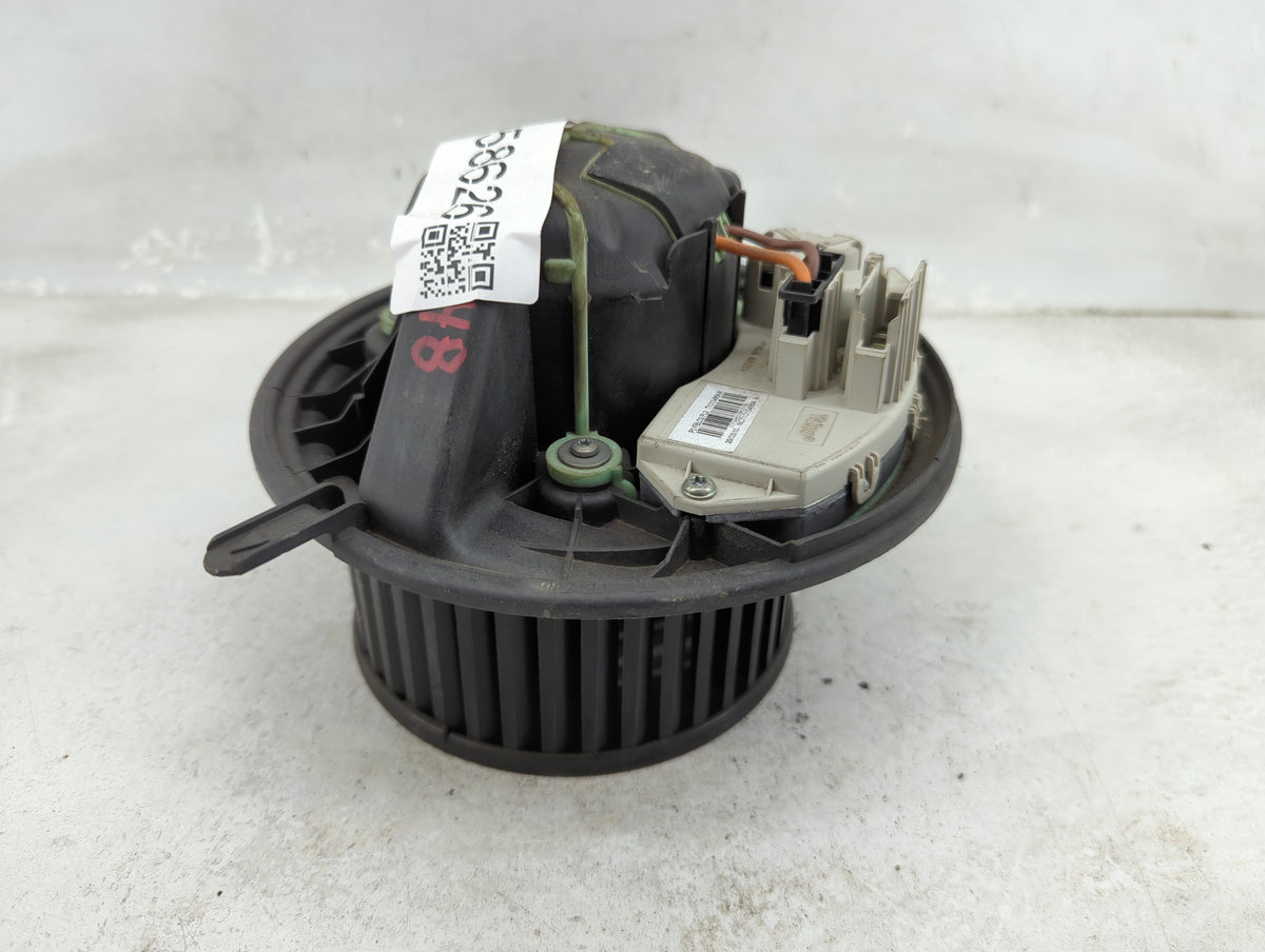 2007-2013 Bmw 335i Heater AC Blower Motor P/N:T1015486A/A NOT1015486A_A Fits OEM Used Auto Parts - Oemusedautoparts1.com