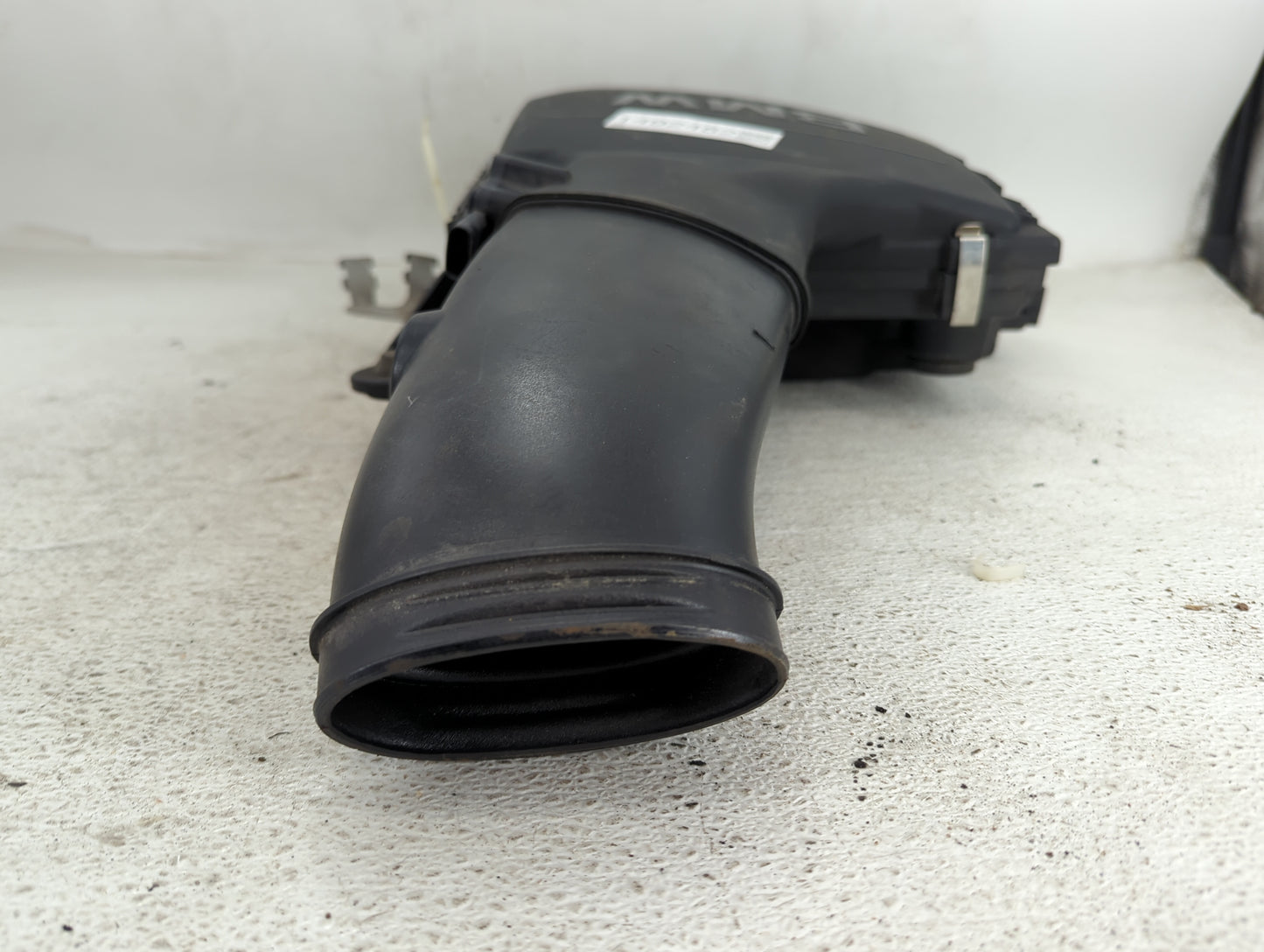 2011-2013 Bmw 335i Air Cleaner Intake-duct Hose Tube 1492482 - Oemusedautoparts1.com