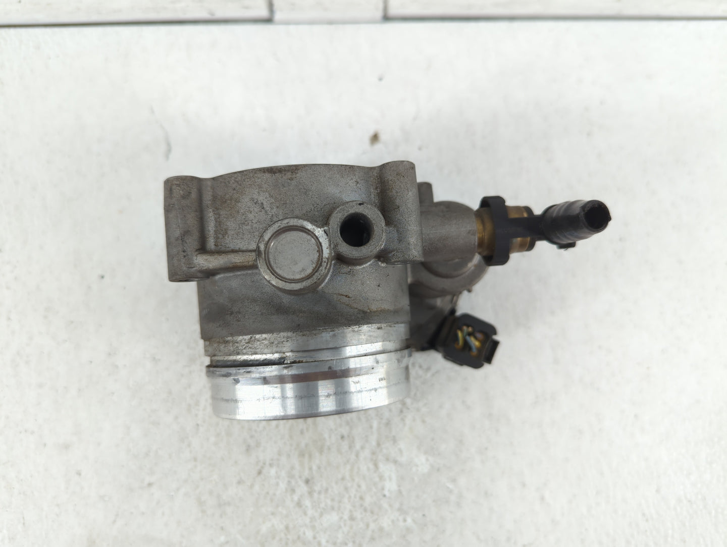 2011-2015 Bmw 335i Throttle Body P/N:A2C83786800 A2C53356724, 7597871 Fits Fits 2010 2011 2012 2013 2014 2015 2016 2017 2018