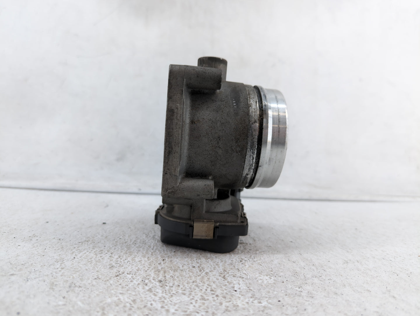 2011-2015 Bmw 335i Throttle Body P/N:A2C83786800 A2C53356724, 7597871 Fits Fits 2010 2011 2012 2013 2014 2015 2016 2017 2018