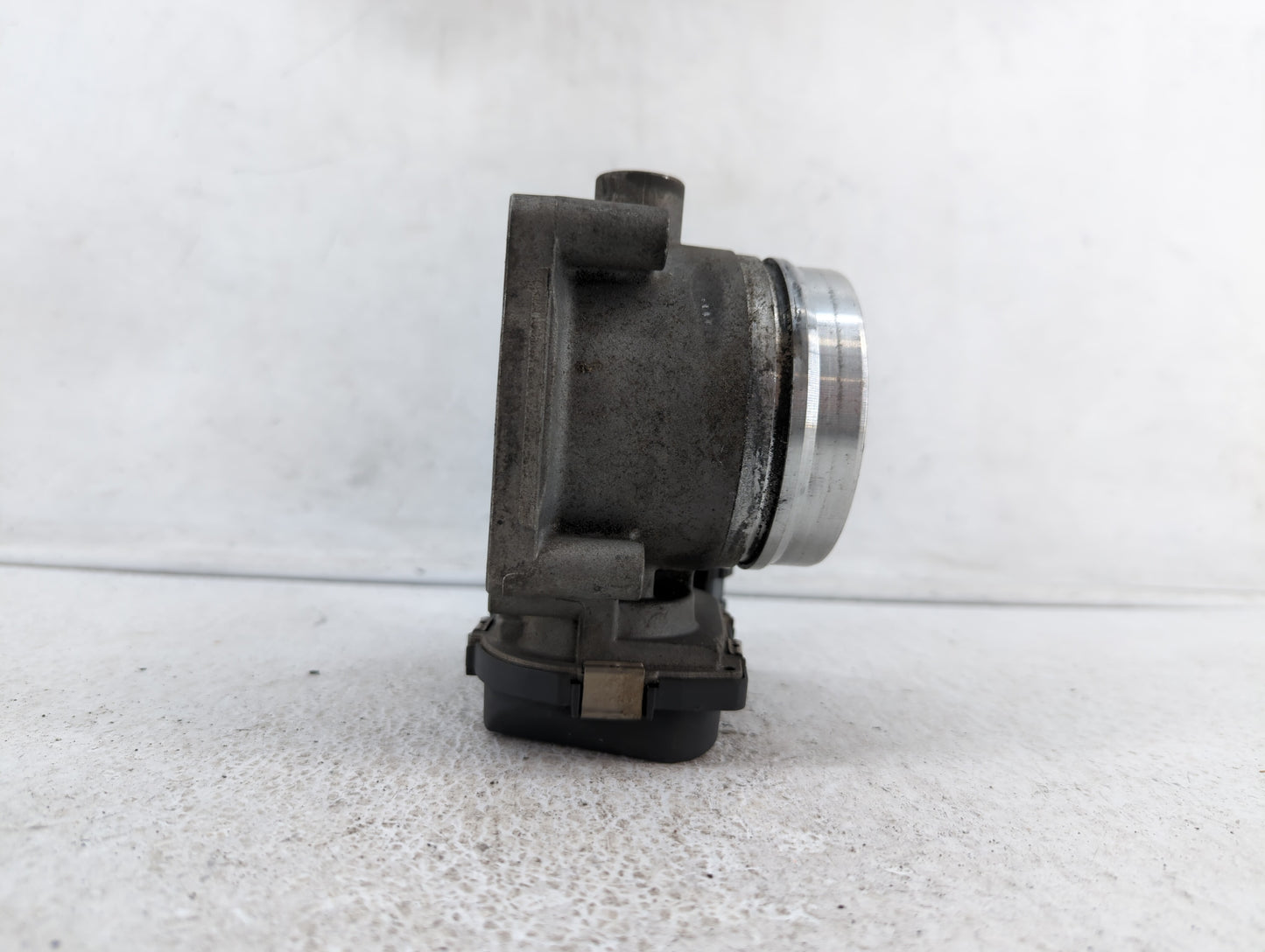 2011-2015 Bmw 335i Throttle Body P/N:A2C83786800 A2C53356724, 7597871 Fits Fits 2010 2011 2012 2013 2014 2015 2016 2017 2018