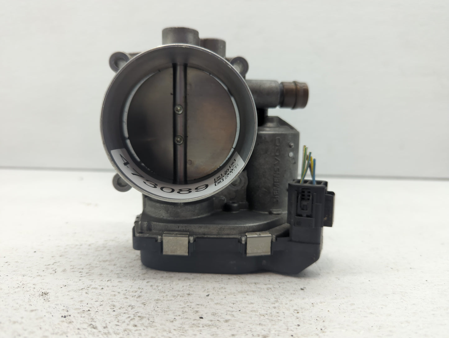 2011-2015 Bmw 335i Throttle Body P/N:1354 7597871-01 1354 7597871-03 Fits OEM Used Auto Parts - Oemusedautoparts1.com