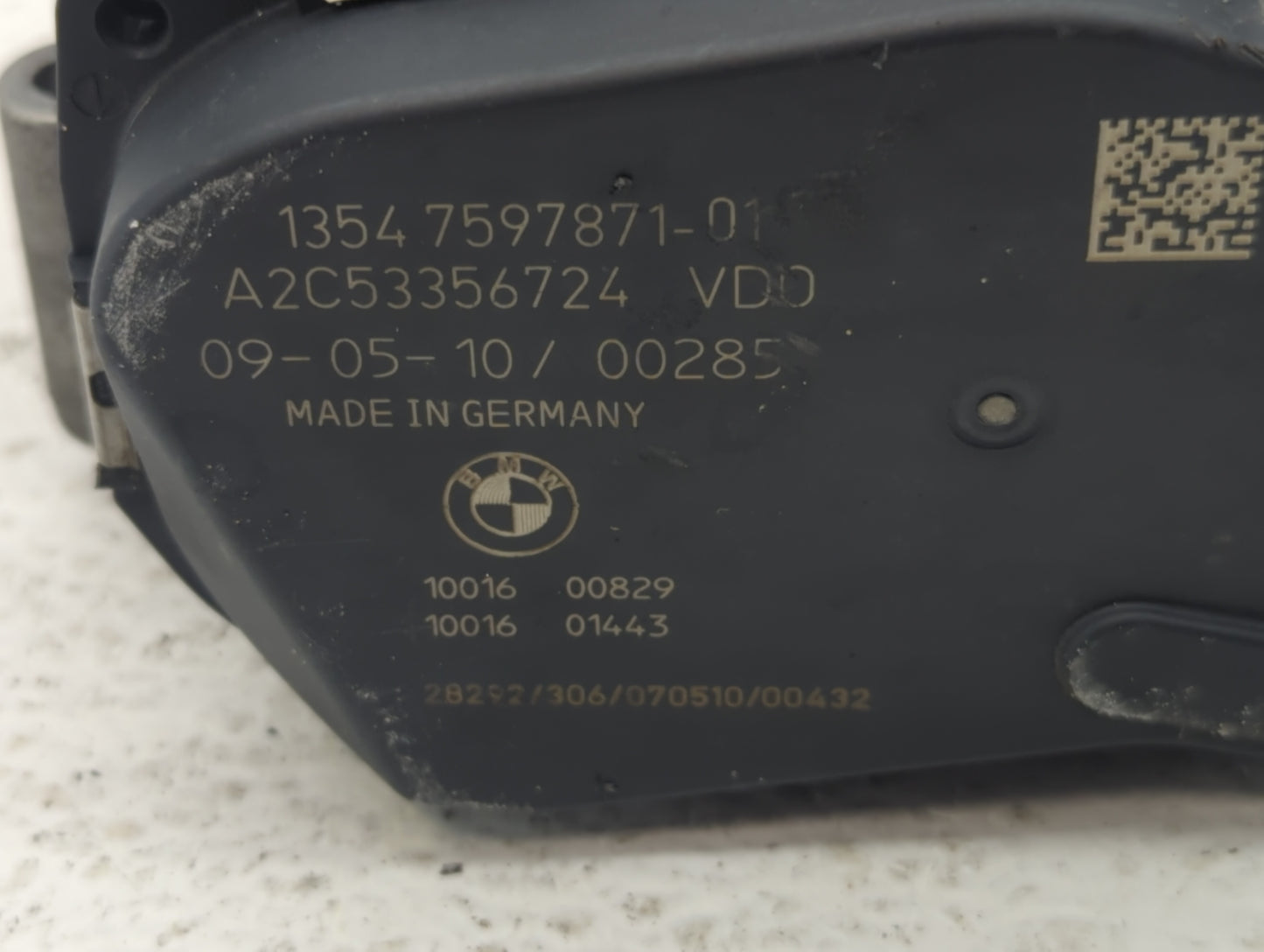 2011-2015 Bmw 335i Throttle Body P/N:1354 7597871-01 1354 7597871-03 Fits OEM Used Auto Parts - Oemusedautoparts1.com