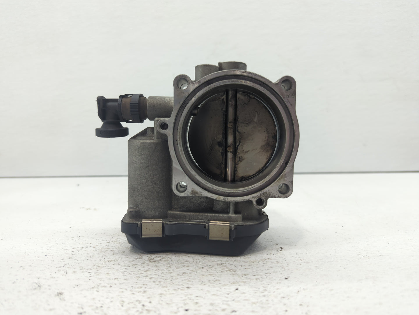 2011-2015 Bmw 335i Throttle Body P/N:1354 7597871-01 1354 7597871-03 Fits OEM Used Auto Parts - Oemusedautoparts1.com