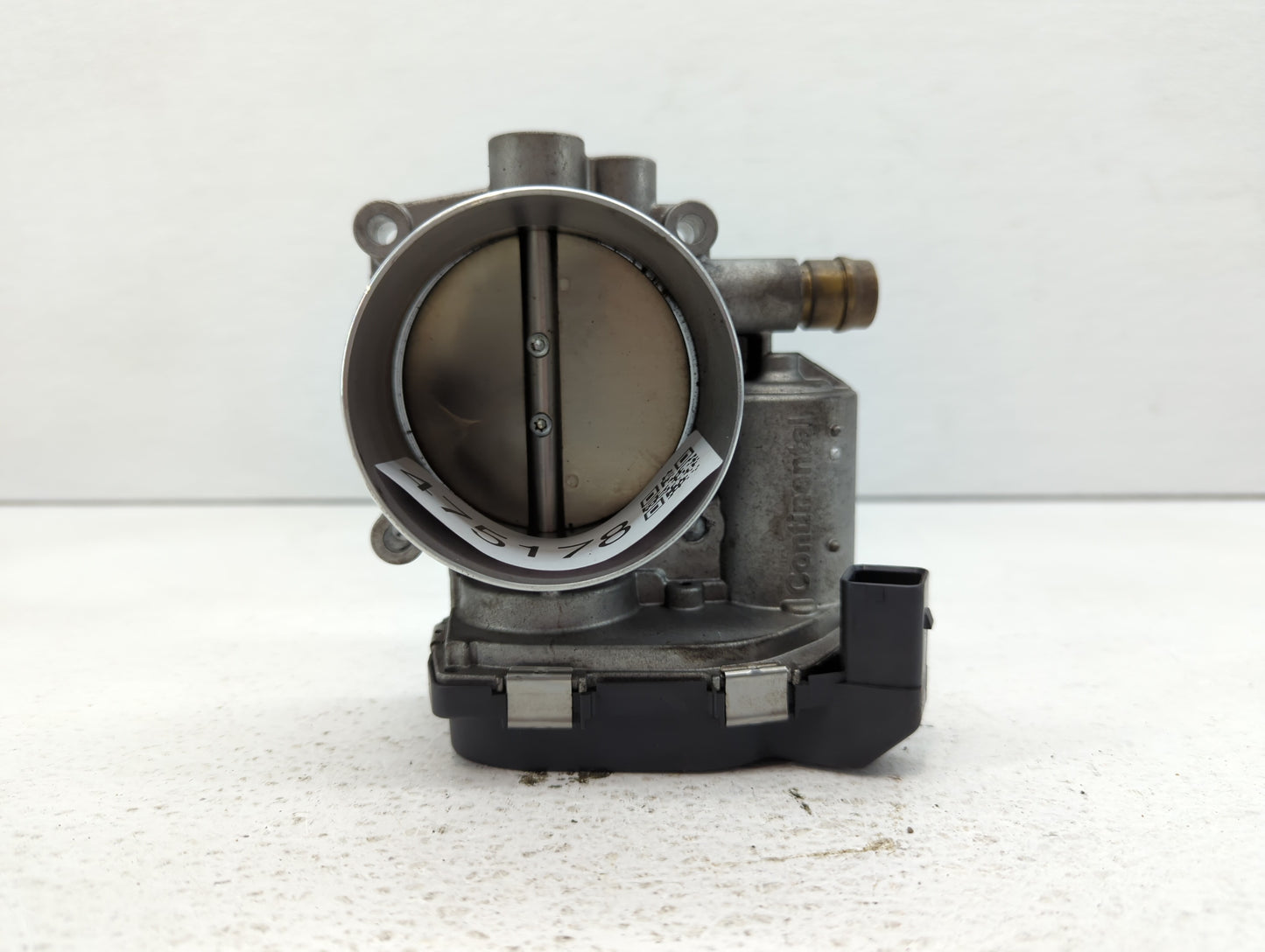 2011-2015 Bmw 335i Throttle Body P/N:1354 7597871-01 1354 7597871-03 Fits OEM Used Auto Parts - Oemusedautoparts1.com