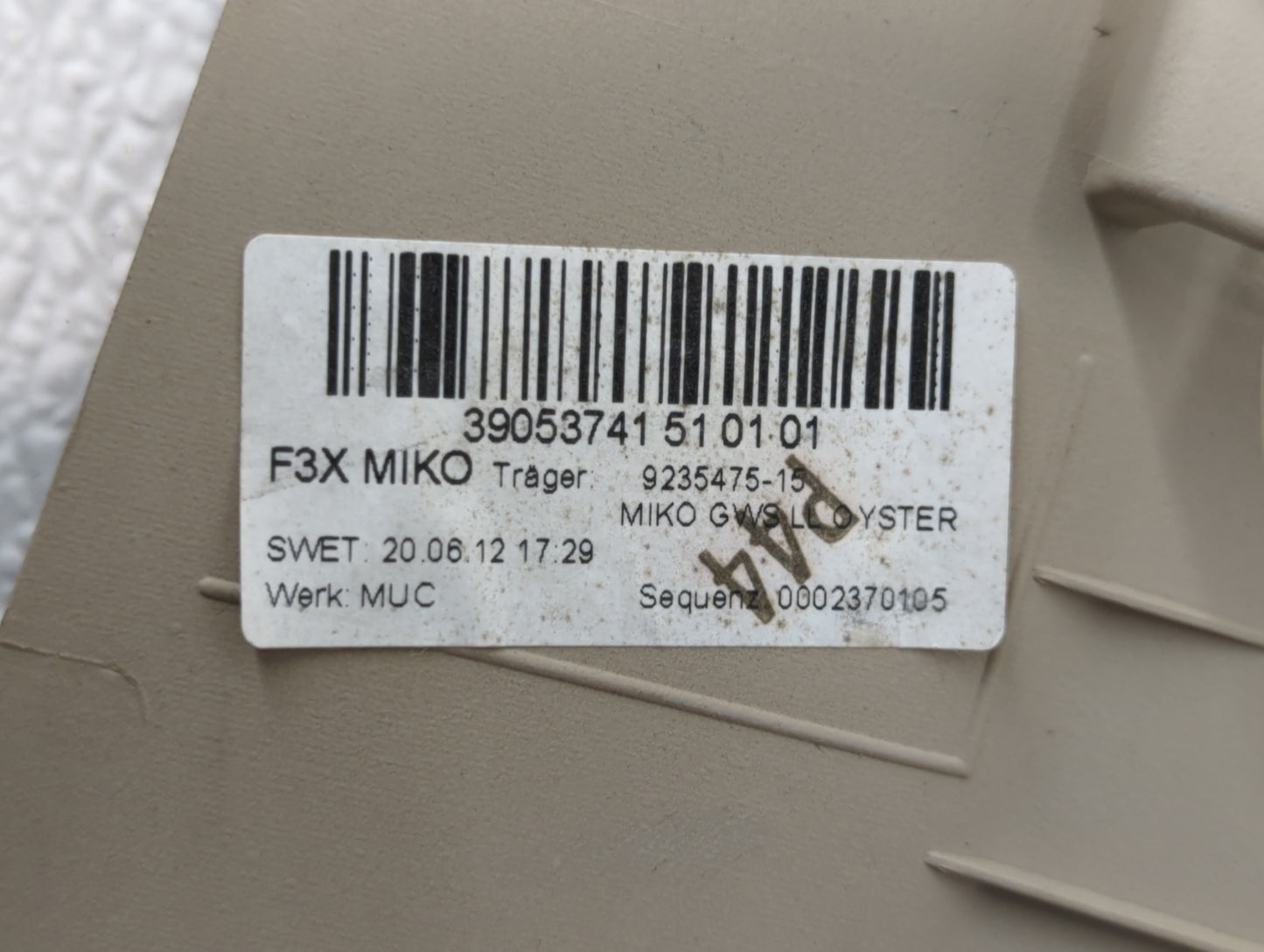2011 Bmw 335i Center Floor Console P/N:9 218 909 Fits OEM Used Auto Parts - Oemusedautoparts1.com