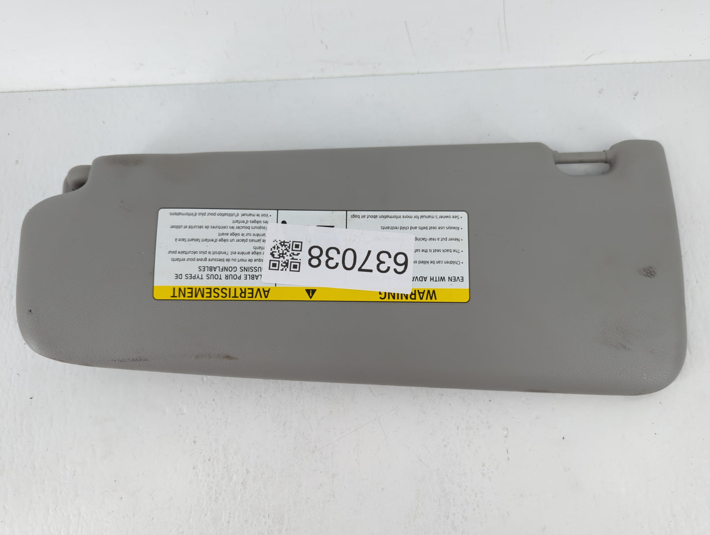 2007-2011 Bmw 335i Sun Visor Shade Replacement Passenger Right Mirror Fits OEM Used Auto Parts - Oemusedautoparts1.com