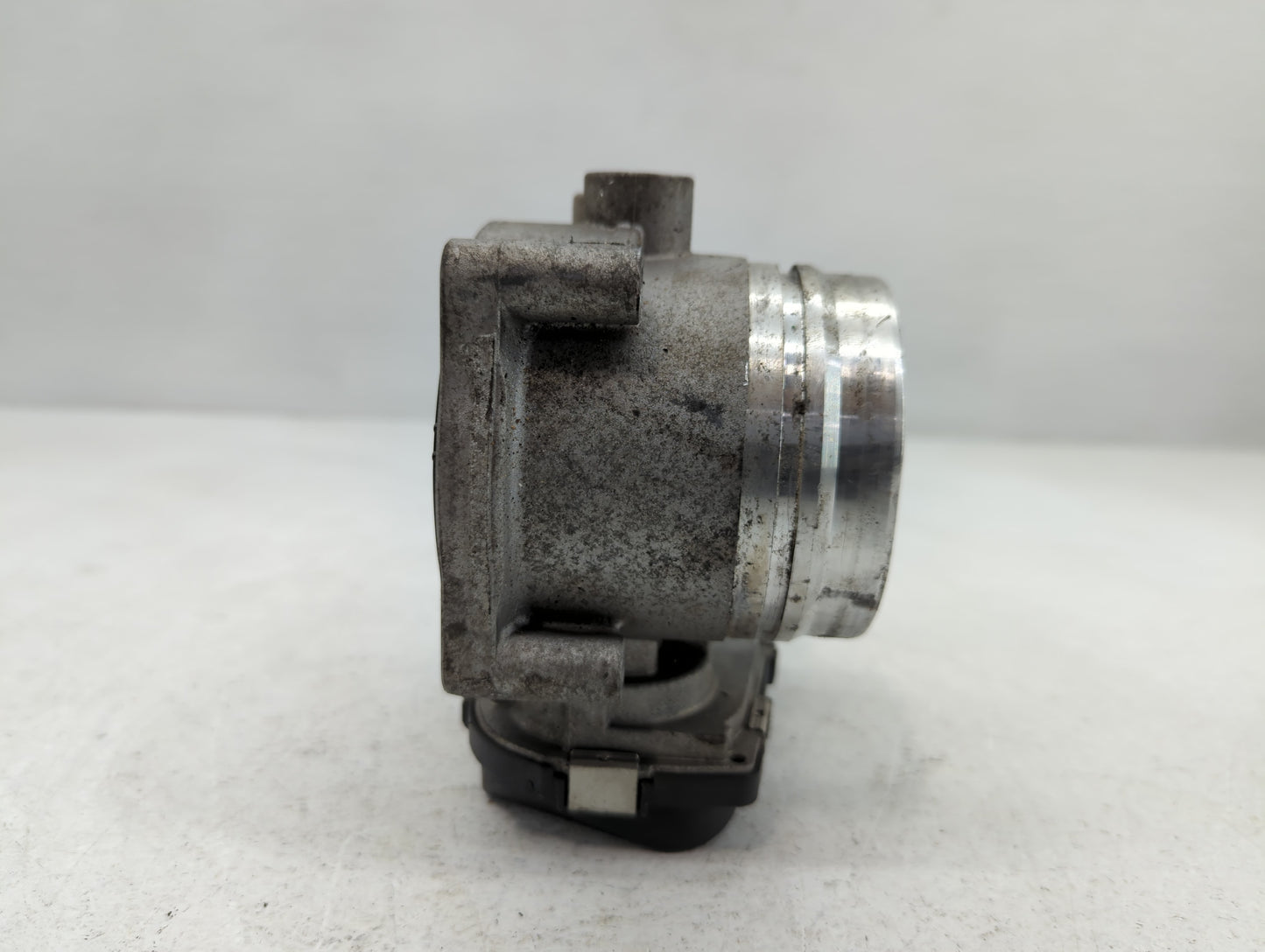 2011 Bmw 335i Throttle Body P/N:A2C53356724 1354 7597871-01 Fits Fits 2009 2010 2012 2013 OEM Used Auto Parts - Oemusedautop