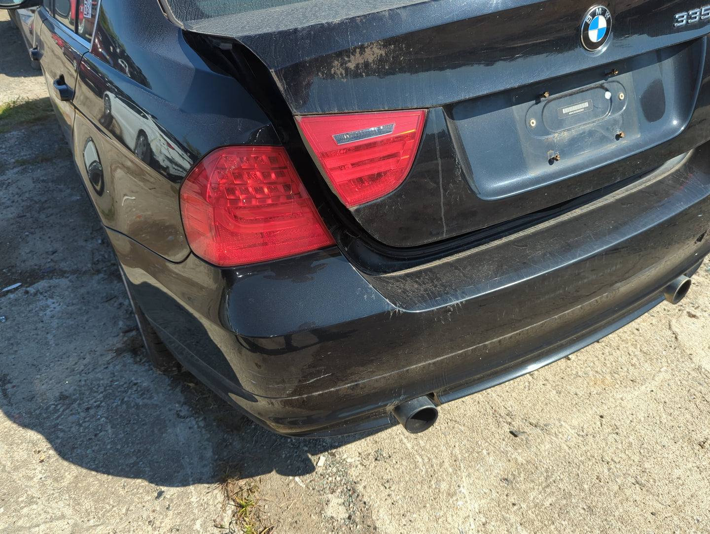 Bmw 335i Xdrive Rear Bumper Assembly Oem - Oemusedautoparts1.com