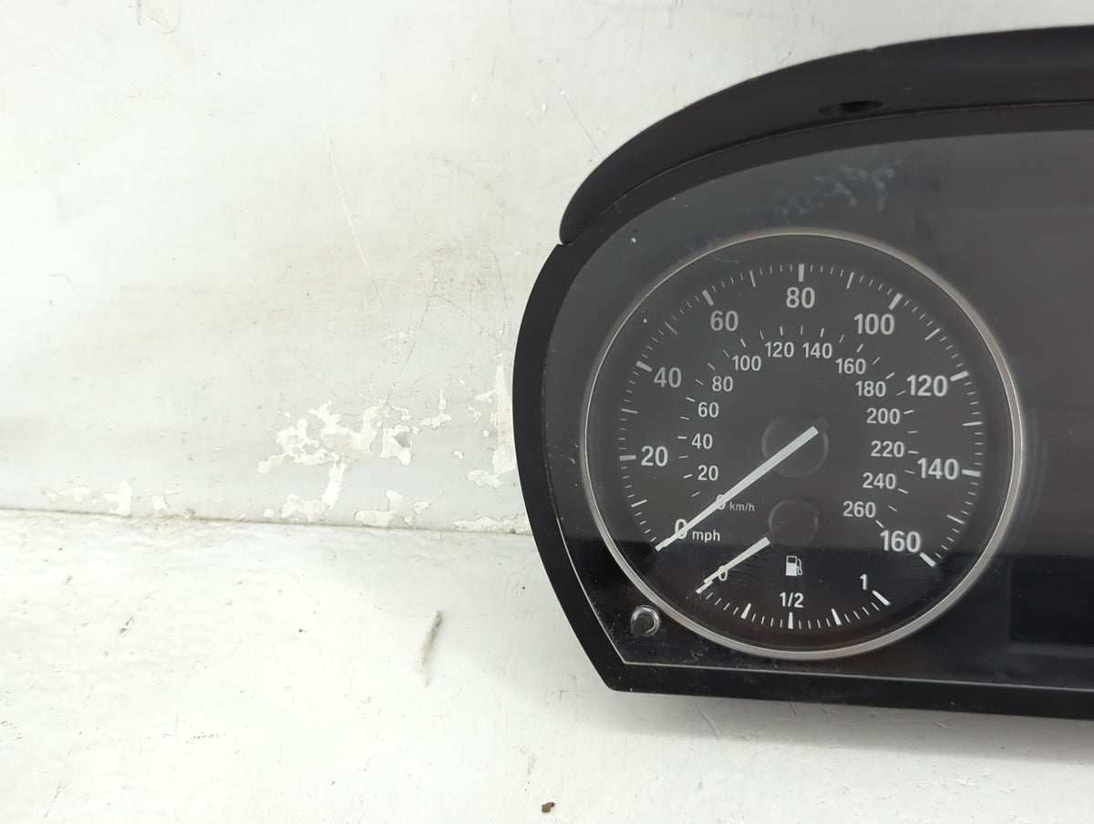 2011 Bmw 335i Xdrive Instrument Cluster Speedometer Gauges P/N:9242370-01 Miles:1K Fits Fits 2007 2008 2009 2010 OEM Used Au