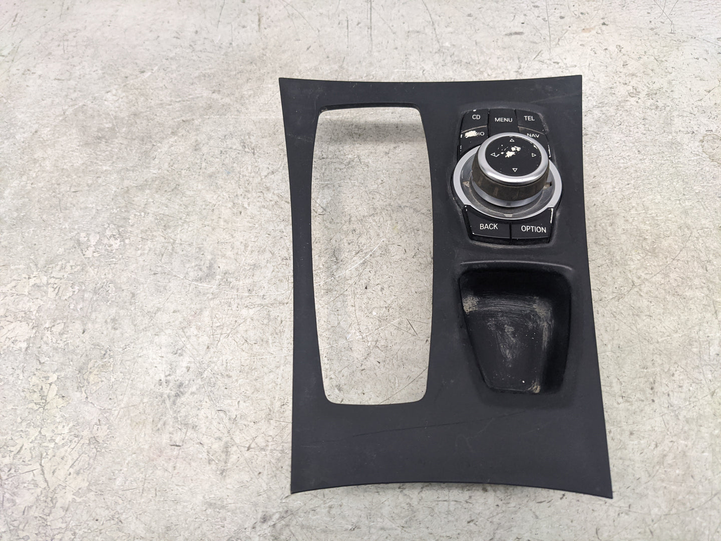 2011 Bmw 335i Xdrive Radio Control Panel - Oemusedautoparts1.com