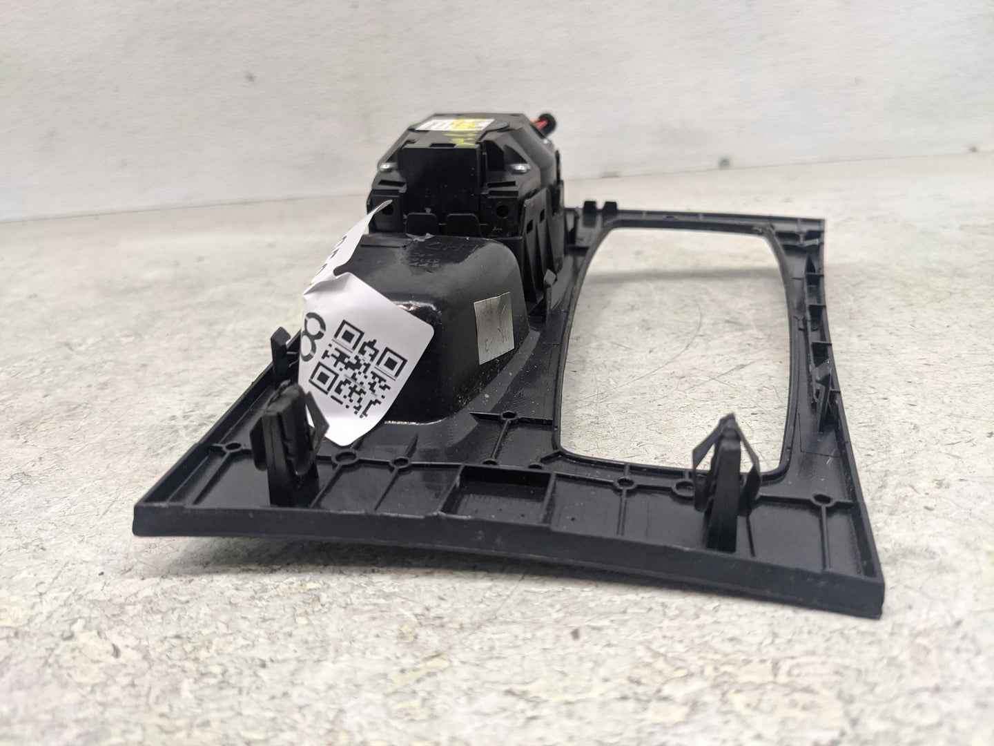 2011 Bmw 335i Xdrive Radio Control Panel - Oemusedautoparts1.com
