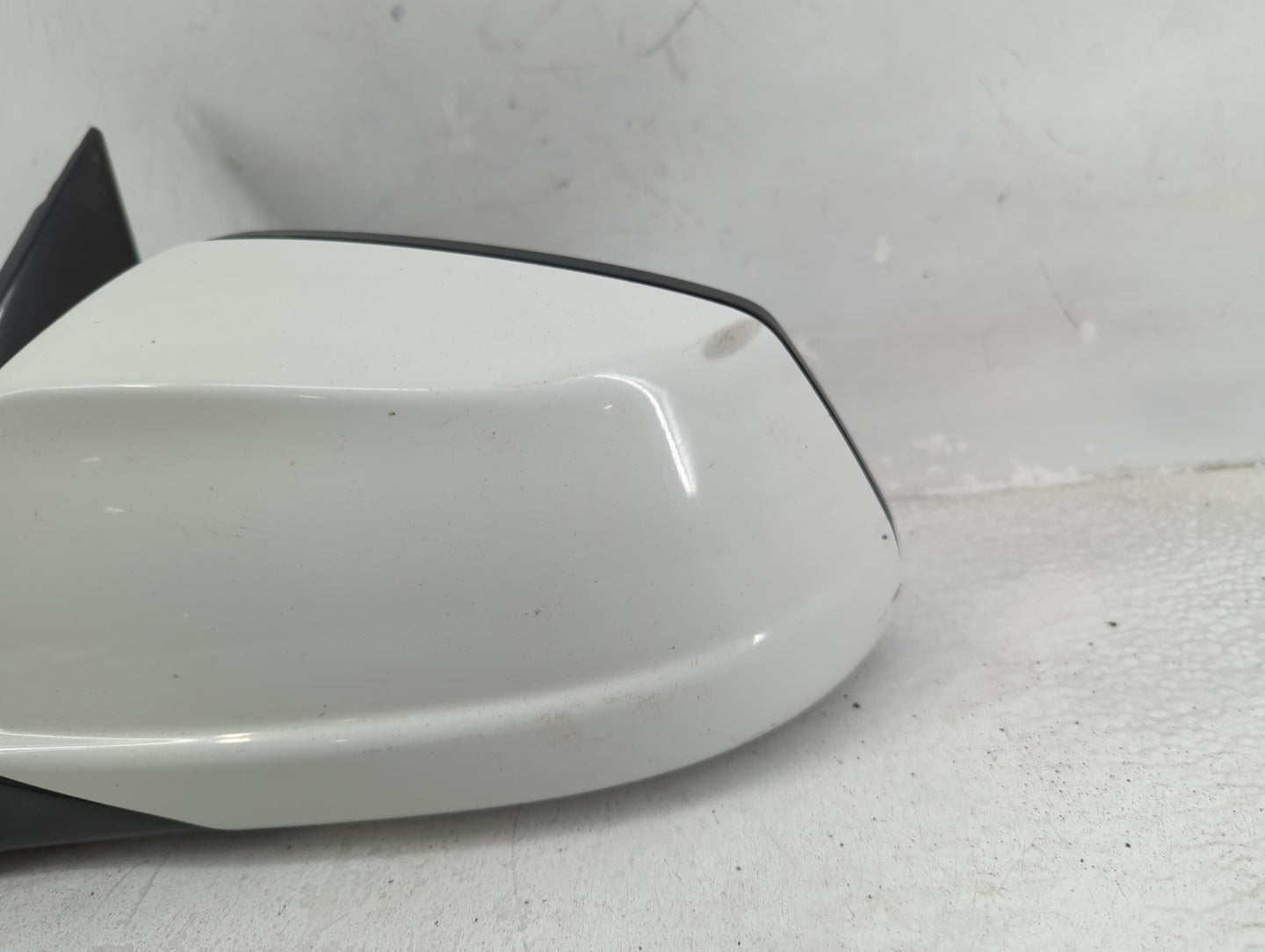 2011-2012 Bmw 528 Driver Side View Mirror - Left Door Mirror OEM Used - Oemusedautoparts1.com
