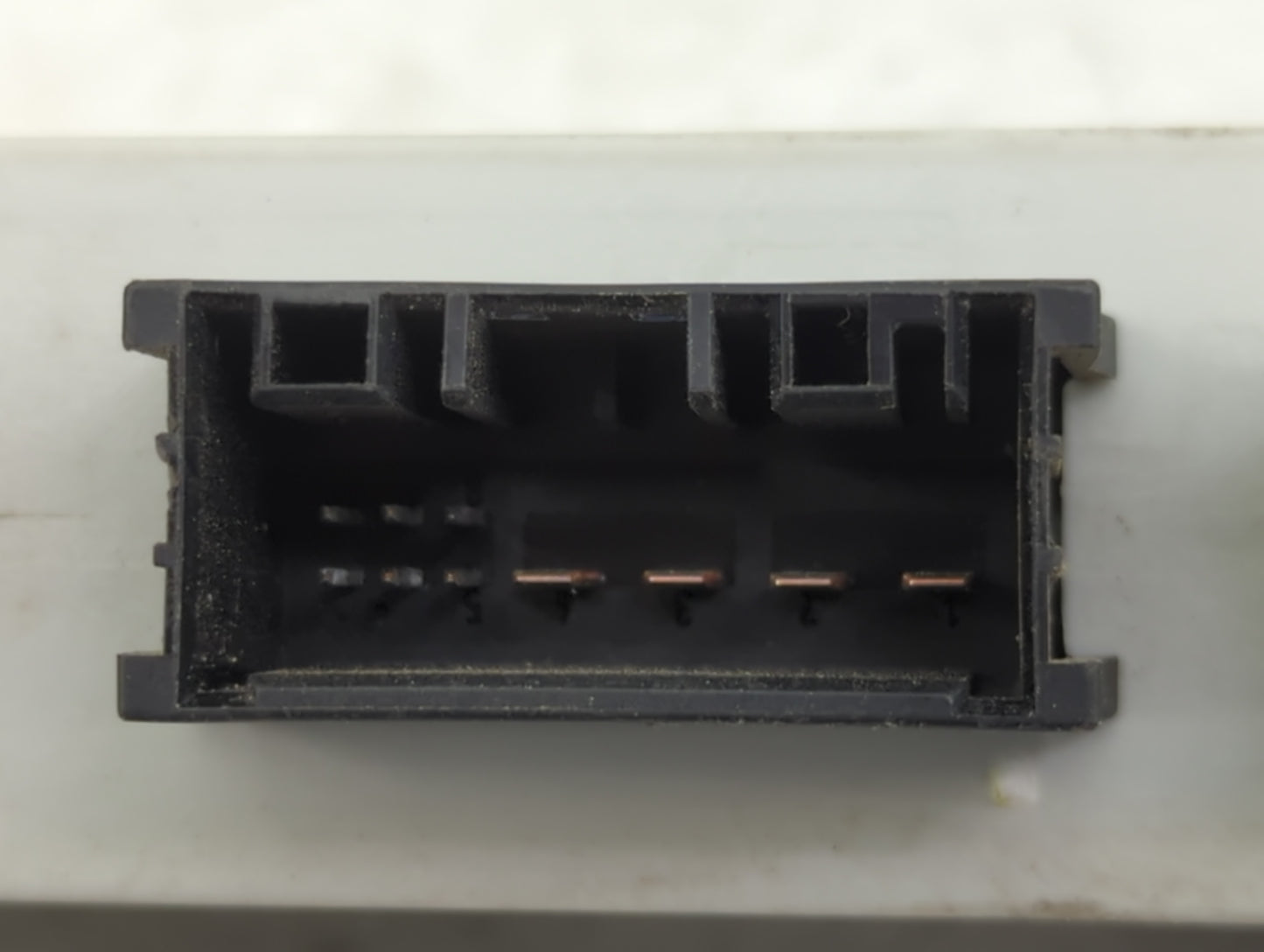 Bmw 528 Body Control Module Bcm Inner Cabin Fuse Box - Oemusedautoparts1.com
