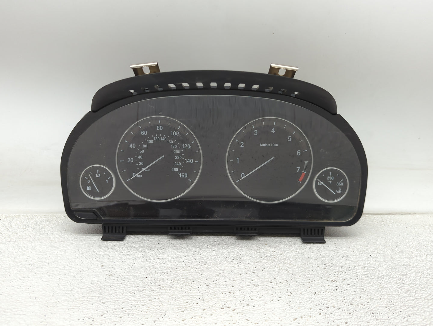 2011 Bmw 528 Instrument Cluster Speedometer Gauges P/N:9249343-01 2119945-06, 256115 11, 1000078309 Fits OEM Used Auto Parts