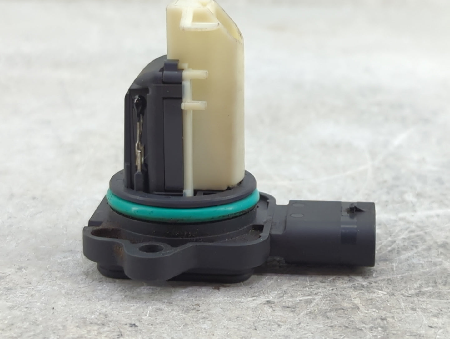 Bmw 528 Mass Air Flow Meter Maf - Oemusedautoparts1.com