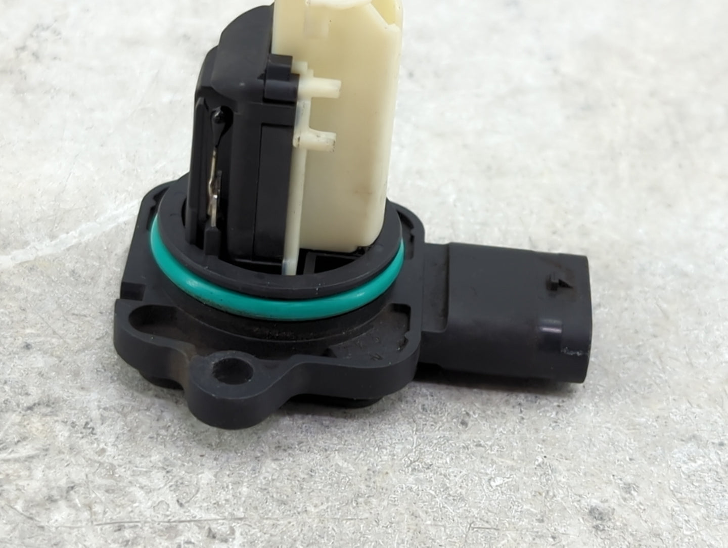 Bmw 528 Mass Air Flow Meter Maf - Oemusedautoparts1.com