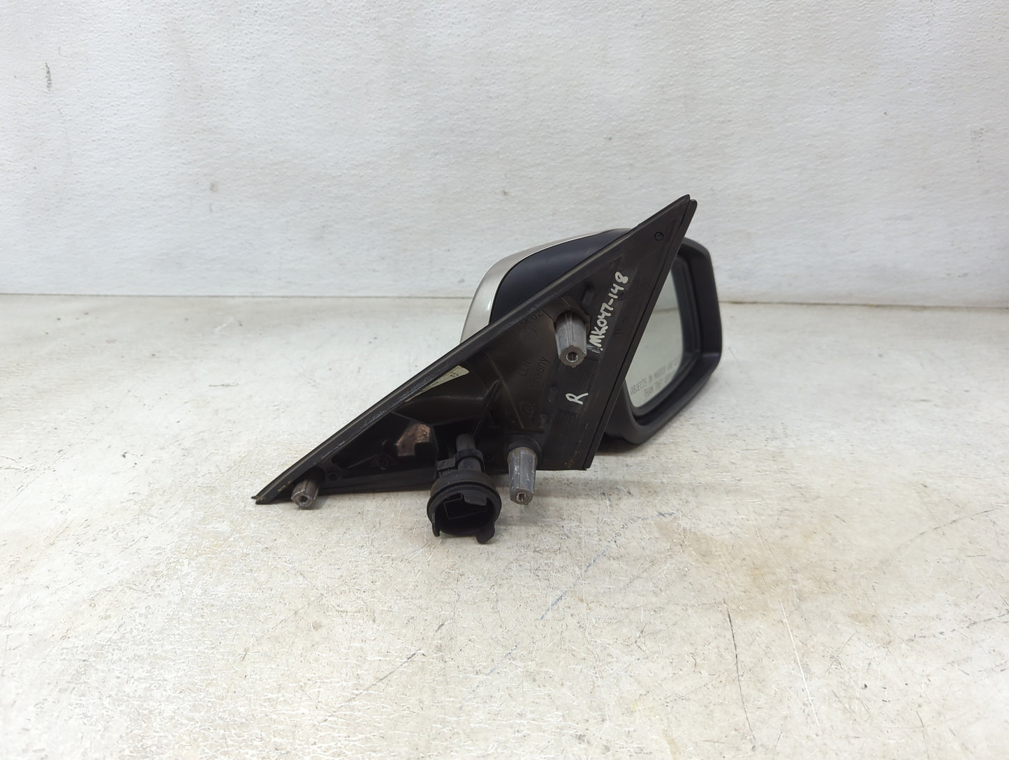 2011-2012 Bmw 528 Passenger Side View Mirror - Right Door Mirror OEM Used - Oemusedautoparts1.com