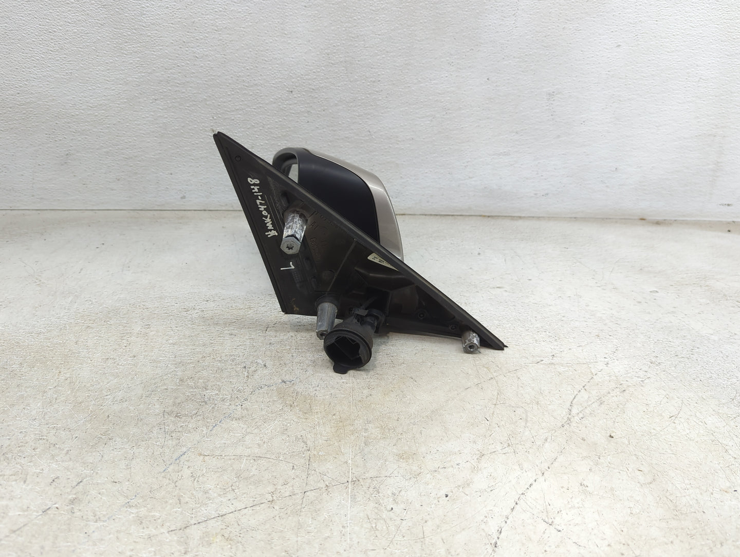 2011-2012 Bmw 528 Driver Side View Mirror - Left Door Mirror OEM Used - Oemusedautoparts1.com
