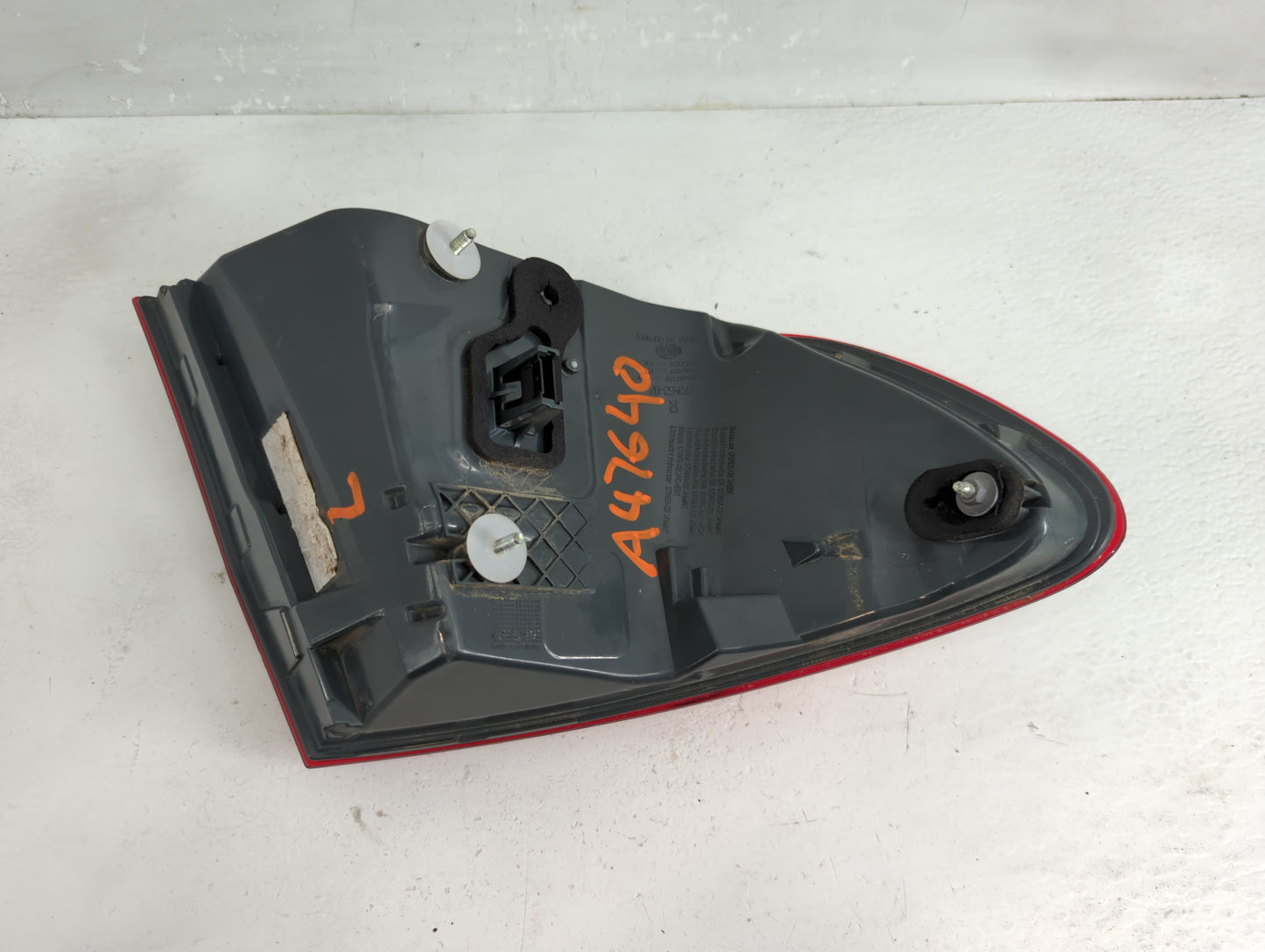 2011 Bmw 528i Tail Light Assembly Passenger Right OEM P/N:173462-02 Fits OEM Used Auto Parts - Oemusedautoparts1.com