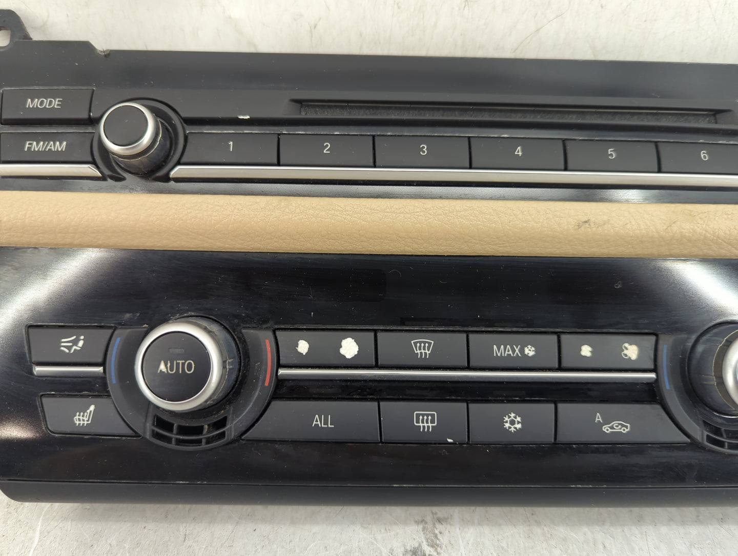 2011-2012 Bmw 528i Radio Control Panel - Oemusedautoparts1.com