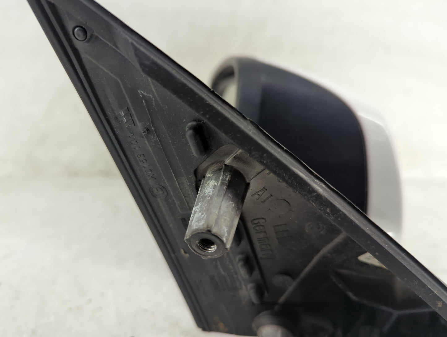 2011-2012 Bmw 528i Driver Side View Mirror - Left Door Mirror OEM Used - Oemusedautoparts1.com