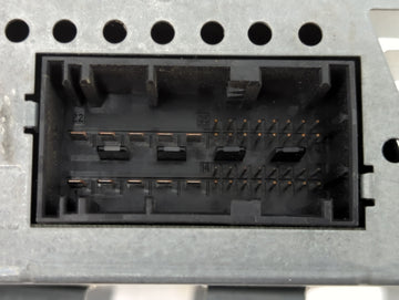 2011 Bmw 528i Radio AM FM Cd Player Receiver Replacement P/N:9239388 BE B093, 100991-14 Fits OEM Used Auto Parts