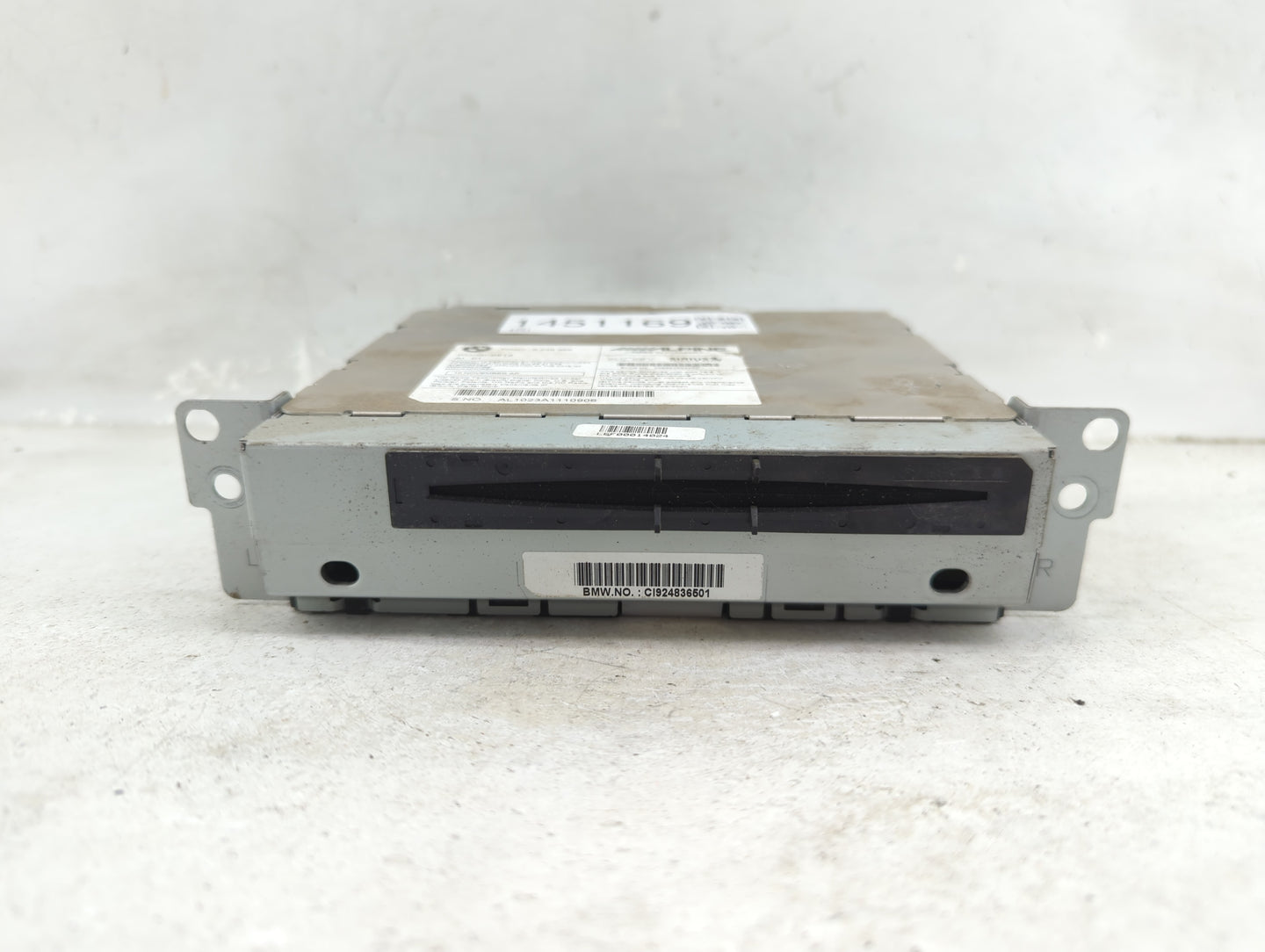 2011-2012 Bmw 528i Radio AM FM Cd Player Receiver Replacement P/N:9248365 CI924836501, AL1023A1110906 Fits Fits 2011 2012 OE