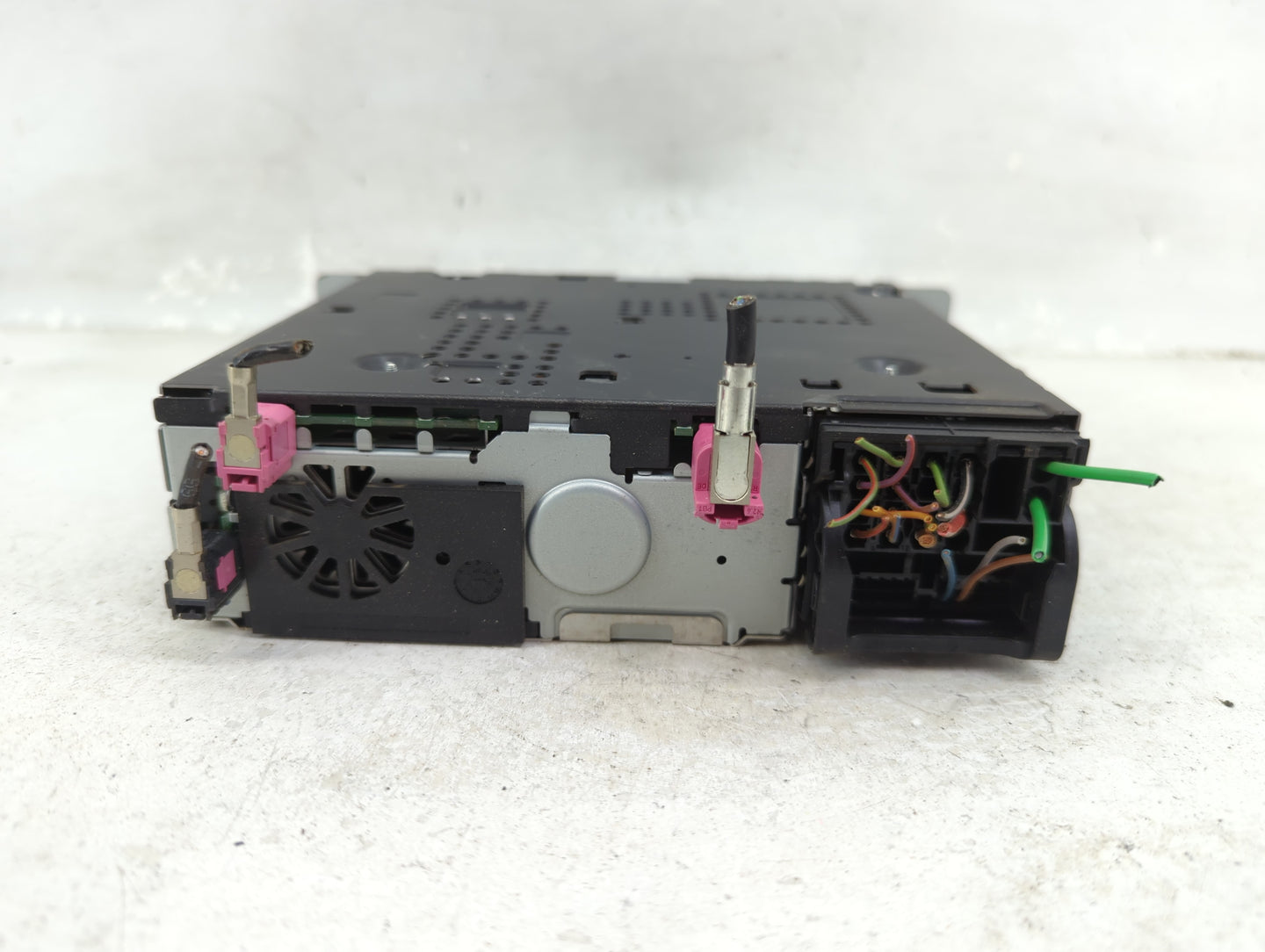 2011-2012 Bmw 528i Radio AM FM Cd Player Receiver Replacement P/N:9248365 CI924836501, AL1023A1110906 Fits Fits 2011 2012 OE