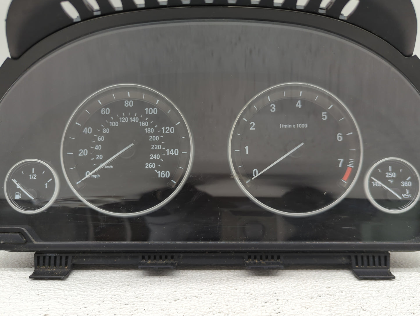 2011 Bmw 528i Instrument Cluster Speedometer Gauges P/N:9227606-01 2059559-05, 3000029658, 25811511 Fits OEM Used Auto Parts