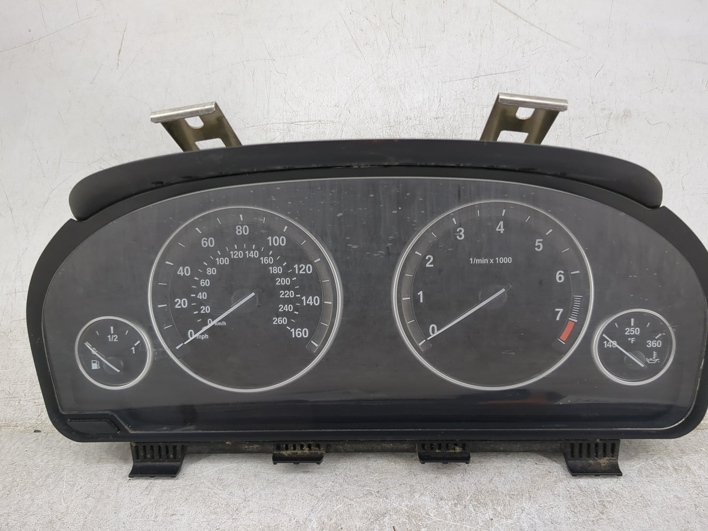 2011 Bmw 528i Instrument Cluster Speedometer Gauges P/N:9255587-01 2207050-04, 25811511 Miles:74K Fits Fits 2010 OEM Used Au