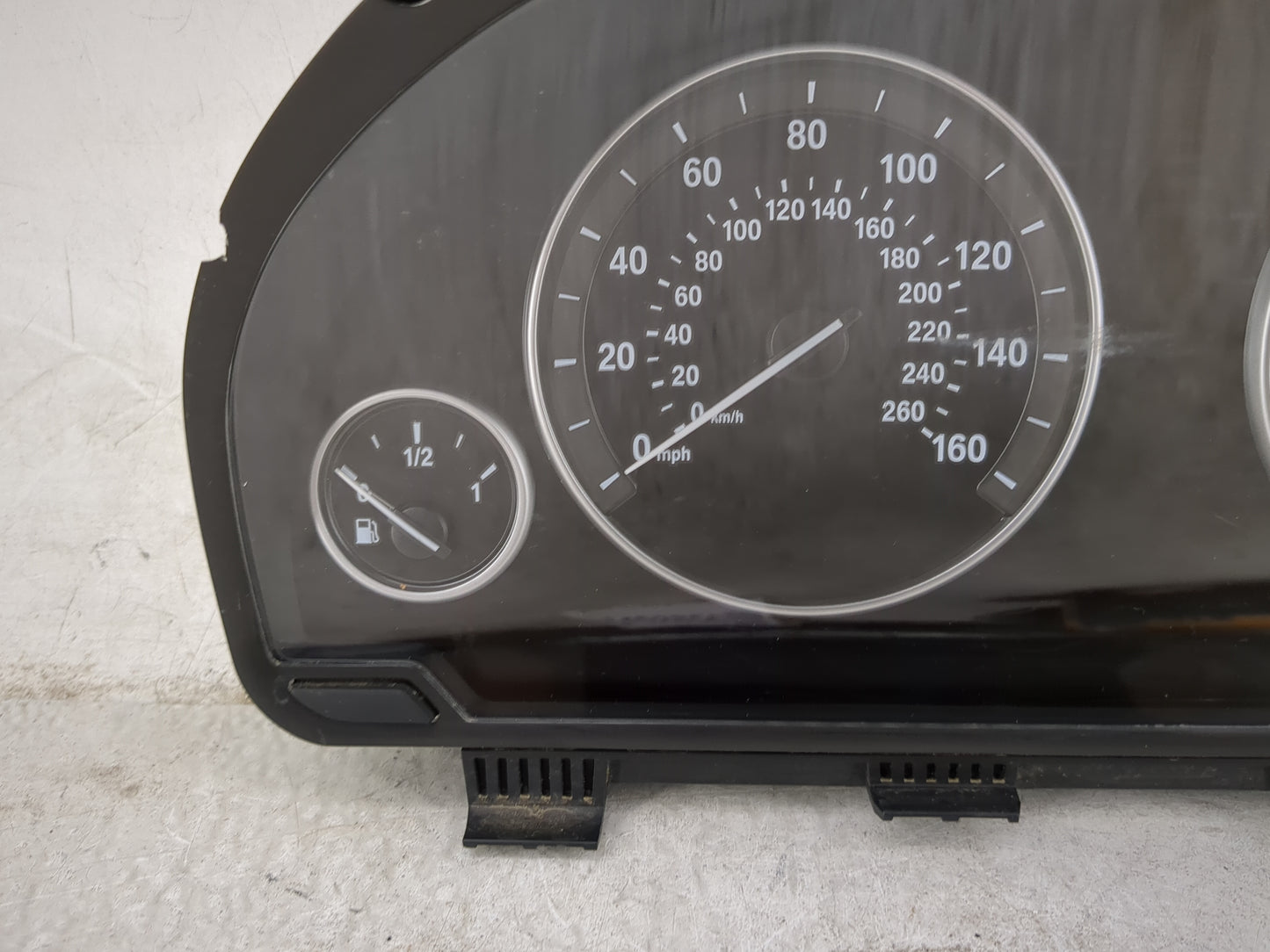 2011 Bmw 528i Instrument Cluster Speedometer Gauges P/N:9227606-01 2059559-05, 258115 11, 3000043008 Miles:78K Fits OEM Used