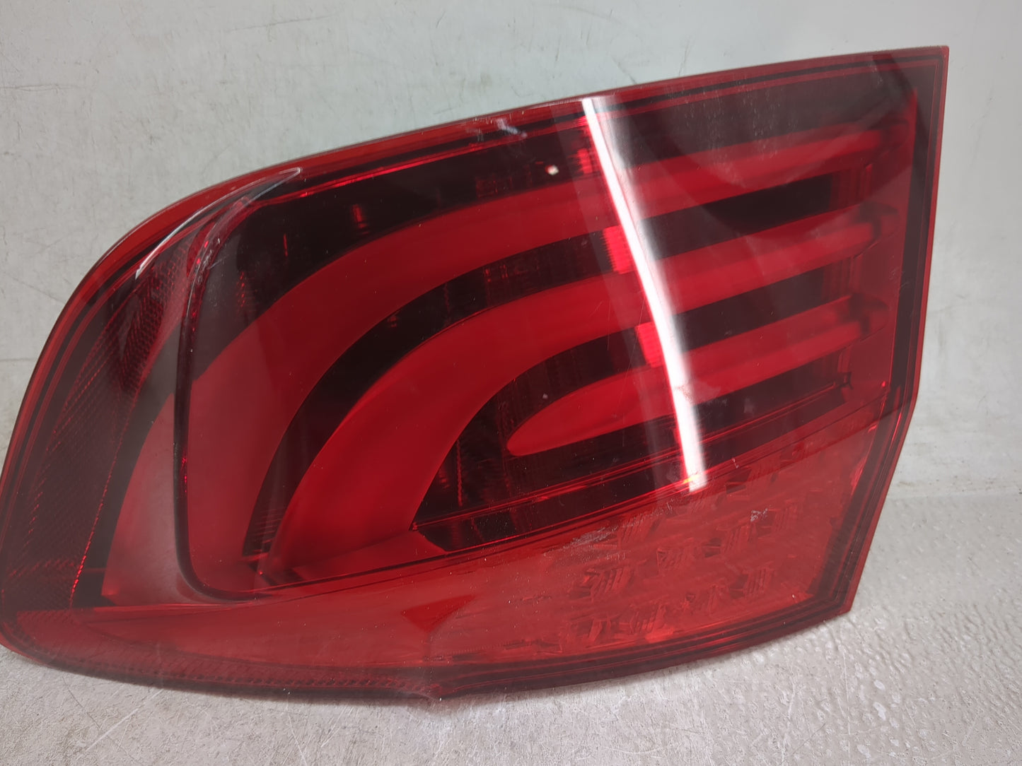 2011-2013 Bmw 528i Tail Light Assembly Passenger Right OEM P/N:173462-02 Fits Fits 2011 2012 2013 OEM Used Auto Parts - Oemu