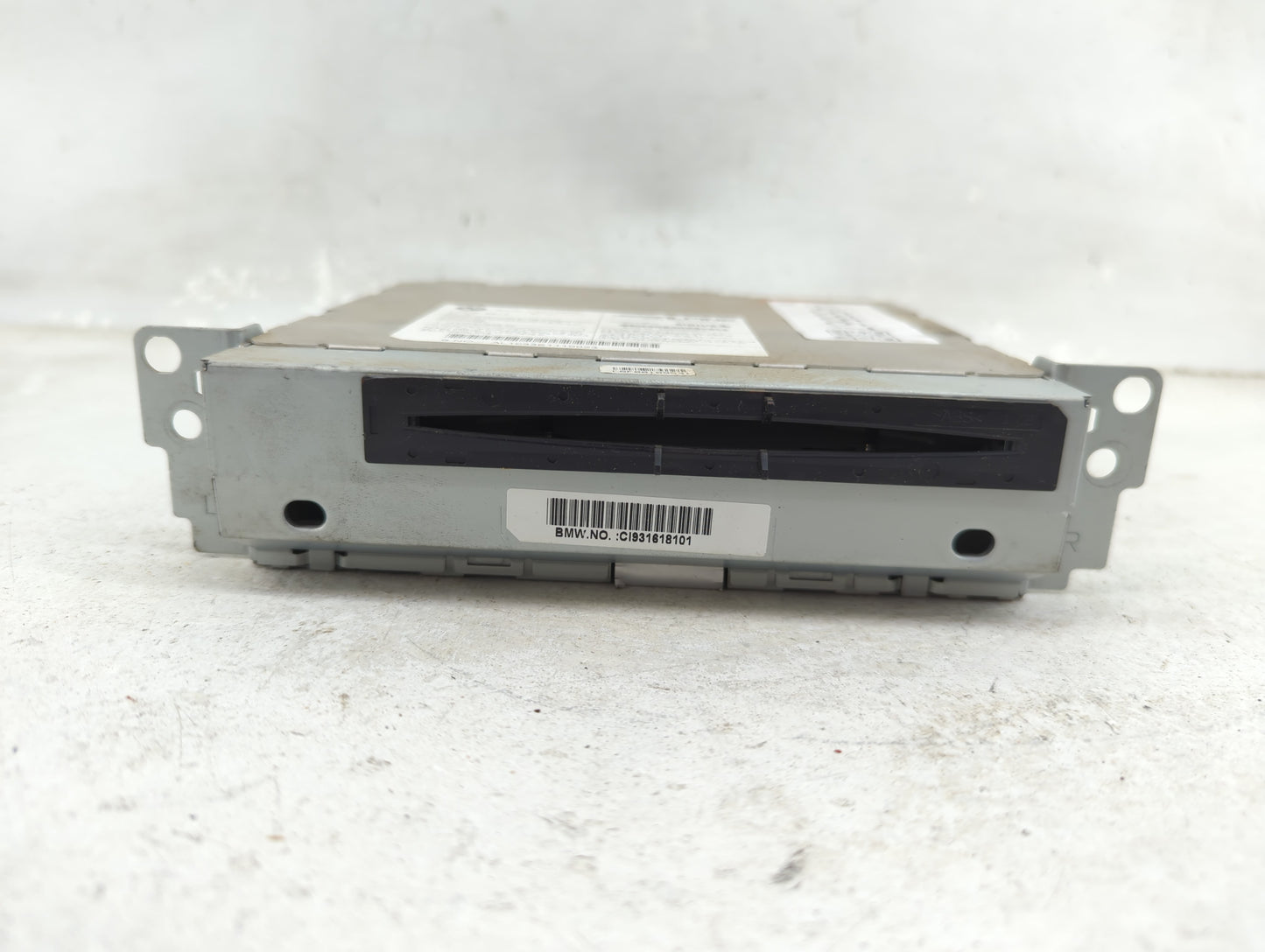 2011-2012 Bmw 528i Radio AM FM Cd Player Receiver Replacement P/N:9273862 Fits Fits 2011 2012 OEM Used Auto Parts - Oemuseda
