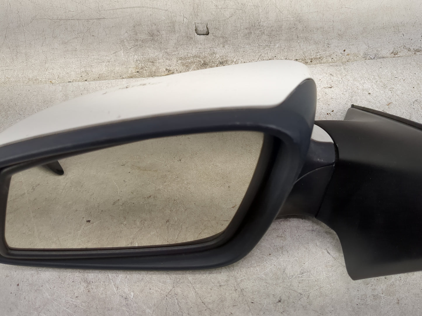 2011-2012 Bmw 528i Driver Side View Mirror - Left Door Mirror OEM Used - Oemusedautoparts1.com