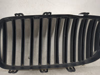 2011-2013 Bmw 528i Front Grille Bumper Not Included 1460029 - Oemusedautoparts1.com