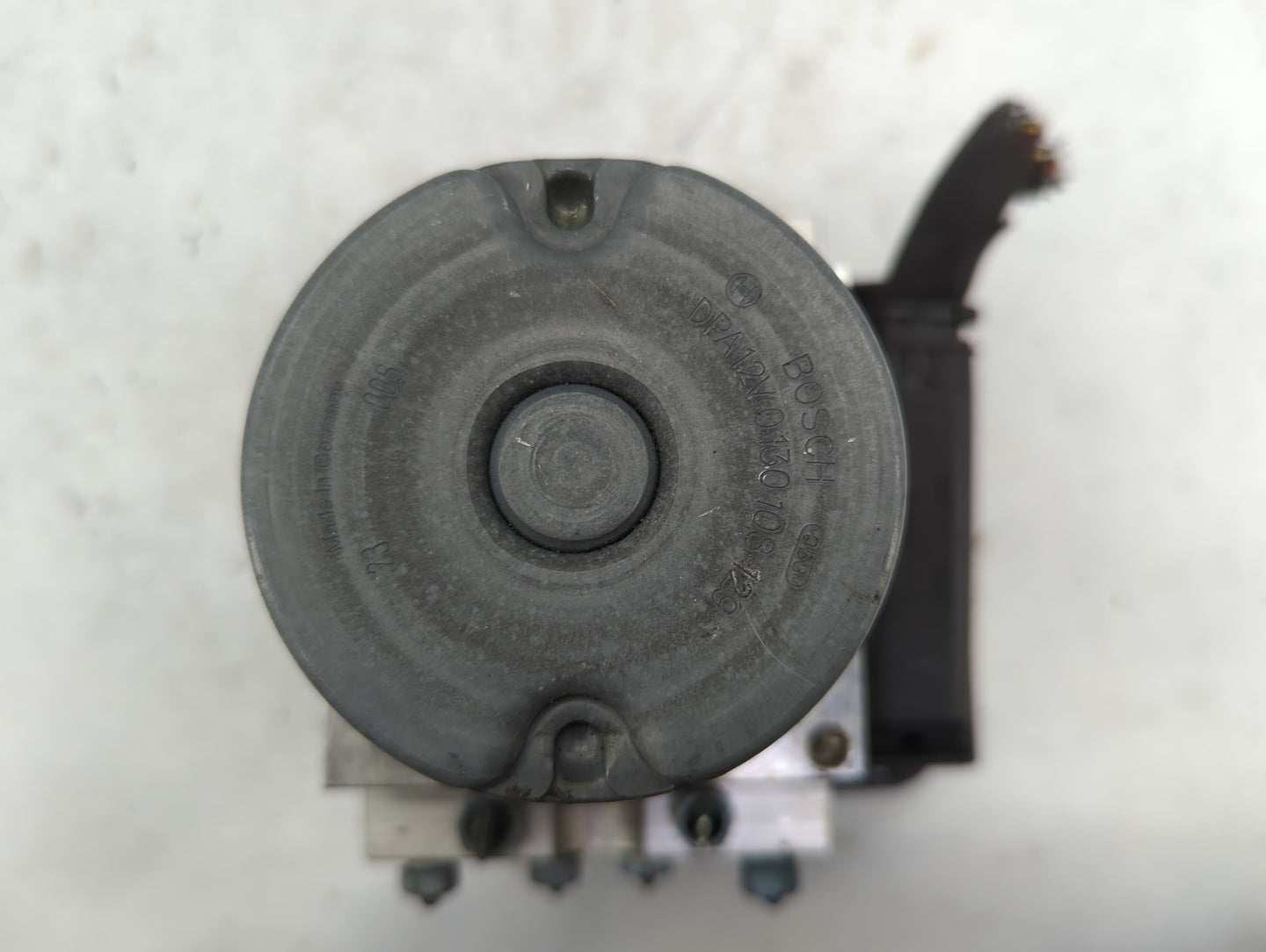 2011-2012 Bmw 528i ABS Pump Control Module Replacement P/N:34516856841-01 269587, 6856838, 0265943083 Fits Fits 2011 2012 OE