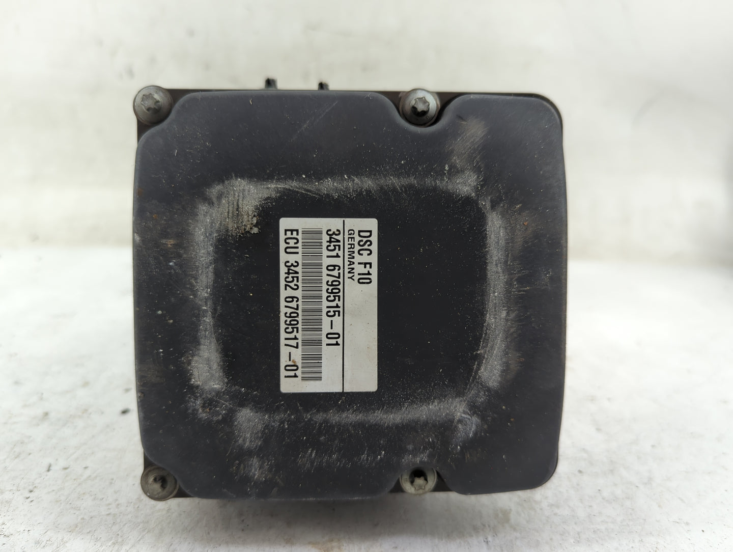 2011-2012 Bmw 528i ABS Pump Control Module Replacement P/N:34516856841-01 269587, 6856838, 0265943083 Fits Fits 2011 2012 OE