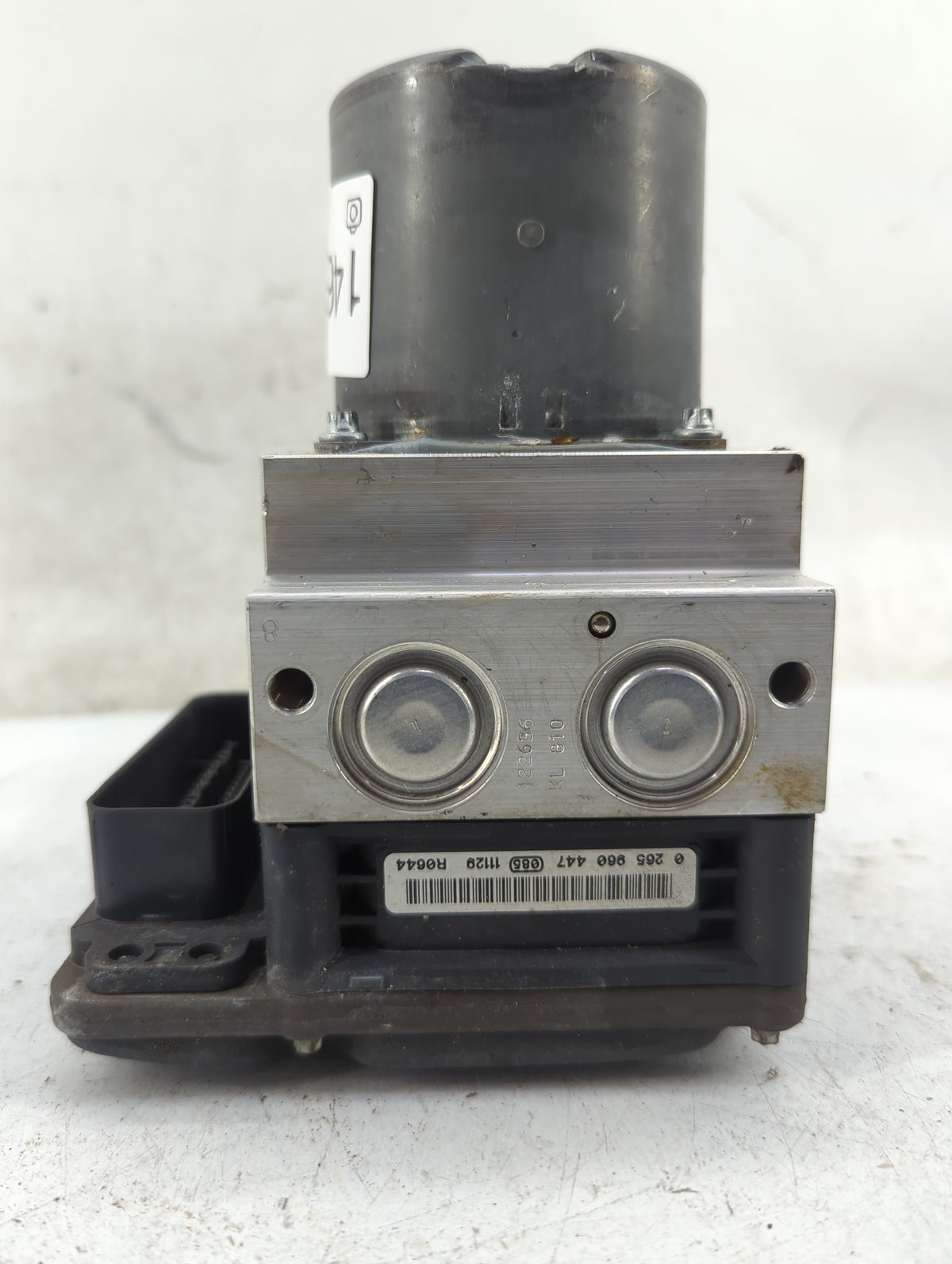 2011-2012 Bmw 528i Anti-Lock Brake ABS Pump Module Actuator OEM P/N:34516856841-01 269587, 6856838, 0265943083 Fits Fits 201