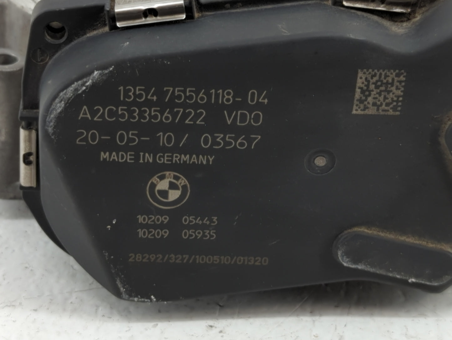 2008-2011 Bmw 528i Throttle Body P/N:7 556 118 1354 7556118 Fits Fits 2007 2008 2009 2010 2011 2012 2013 OEM Used Auto Parts