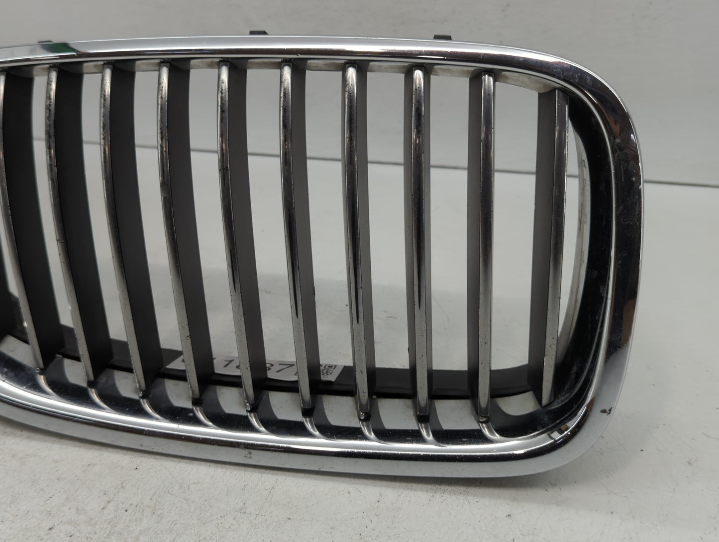 2011-2013 Bmw 528i Front Bumper Grille Cover - Oemusedautoparts1.com