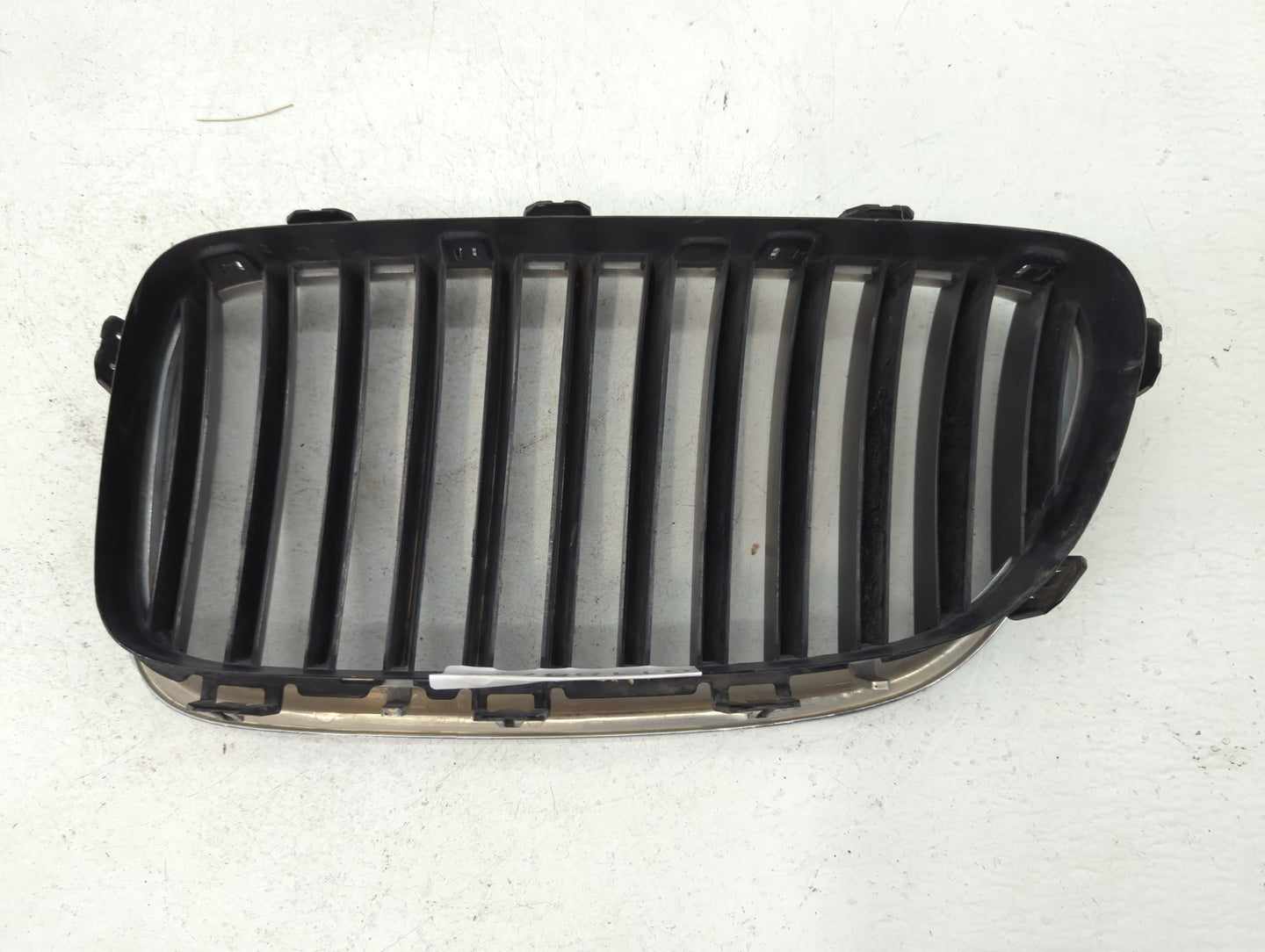 2011-2013 Bmw 528i Front Bumper Grille Cover - Oemusedautoparts1.com