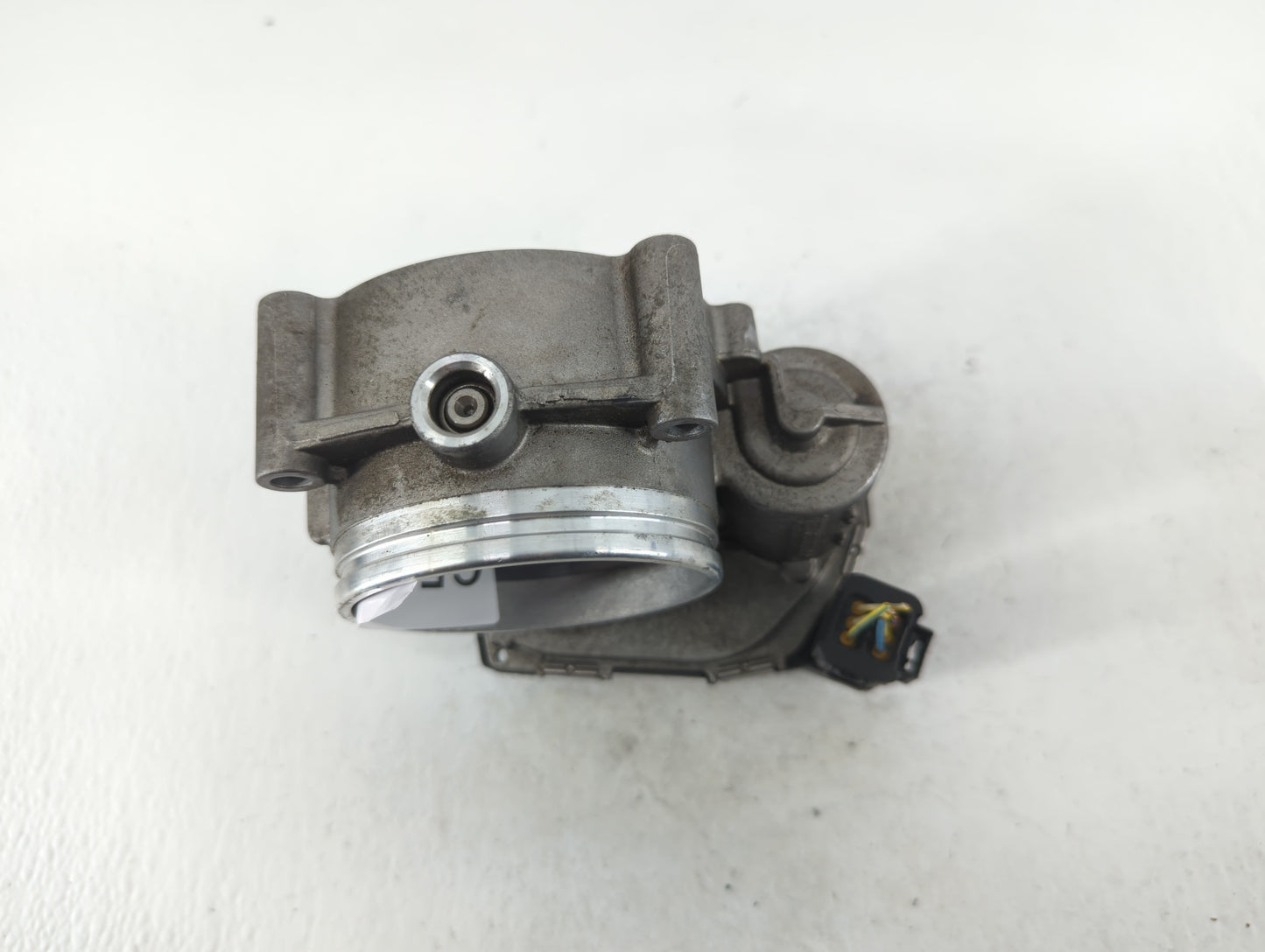 2008-2011 Bmw 528i Throttle Body P/N:A2C53356722 1354 7556118-04 Fits Fits 2007 2008 2009 2010 2011 2012 2013 OEM Used Auto 