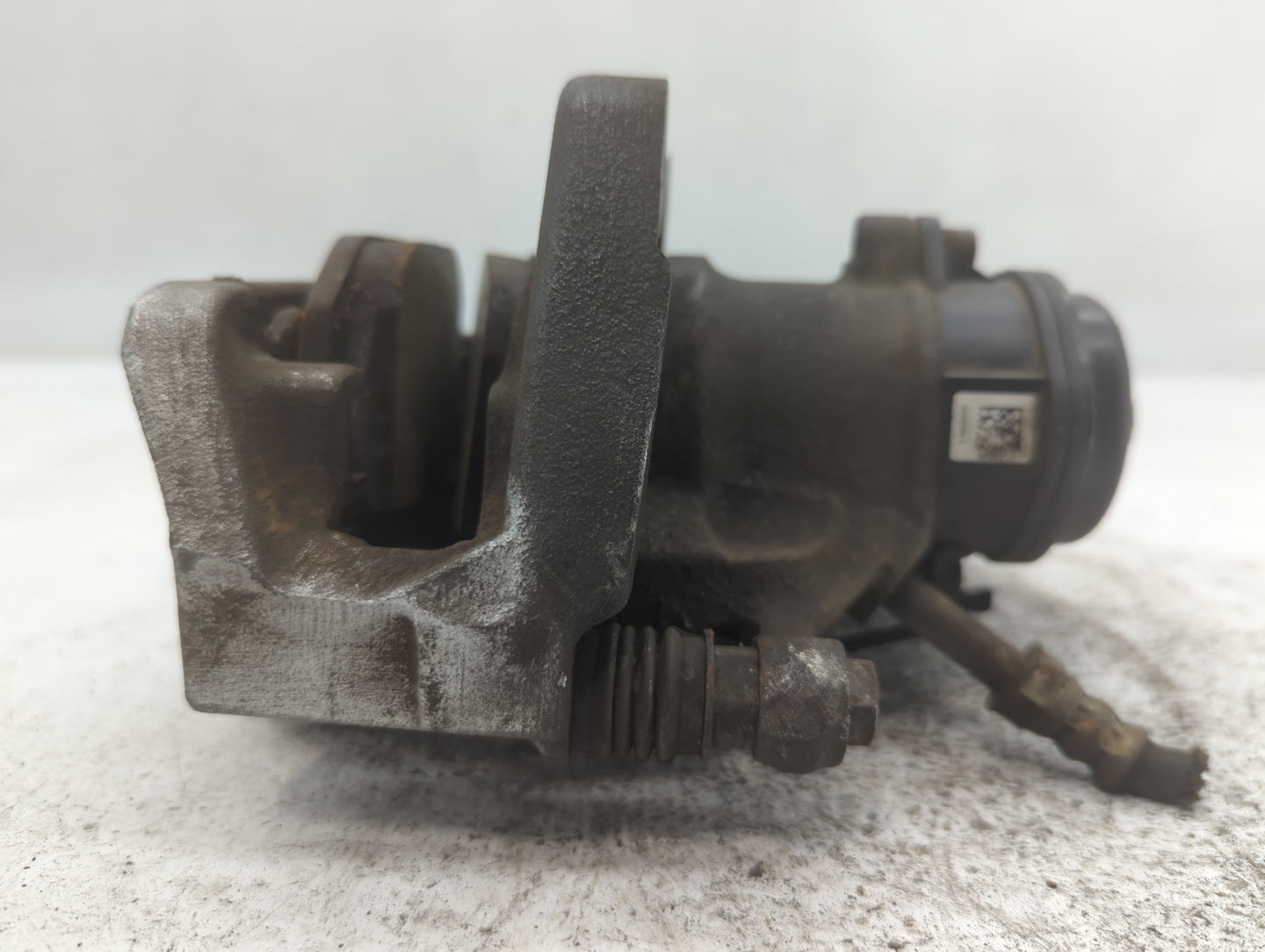 2011-2016 Bmw 528i Front Passenger Right Brake Caliper 701398 - Oemusedautoparts1.com